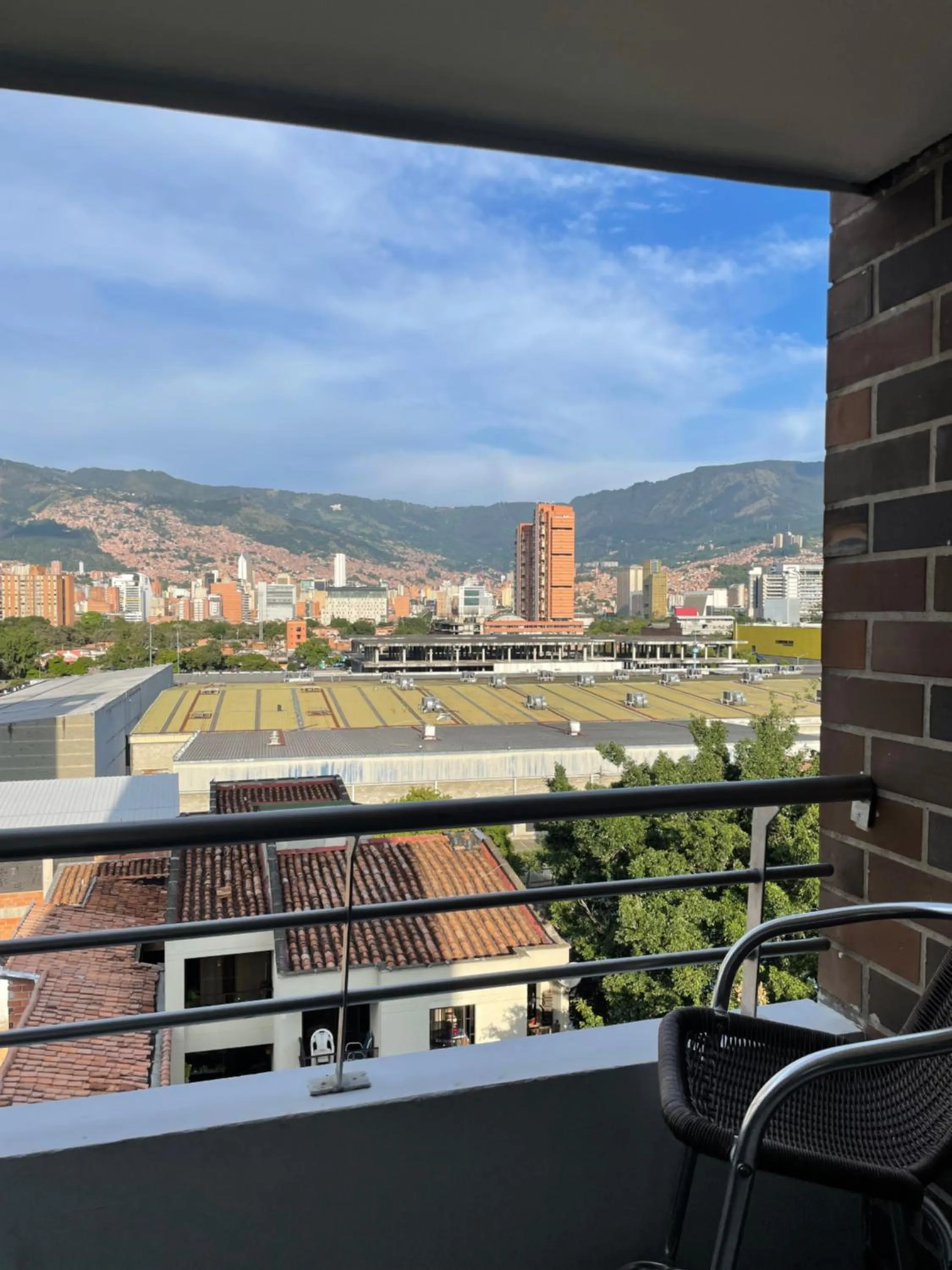 Day in Ivanna Jumar ApartaHotel - Laureles Estadio