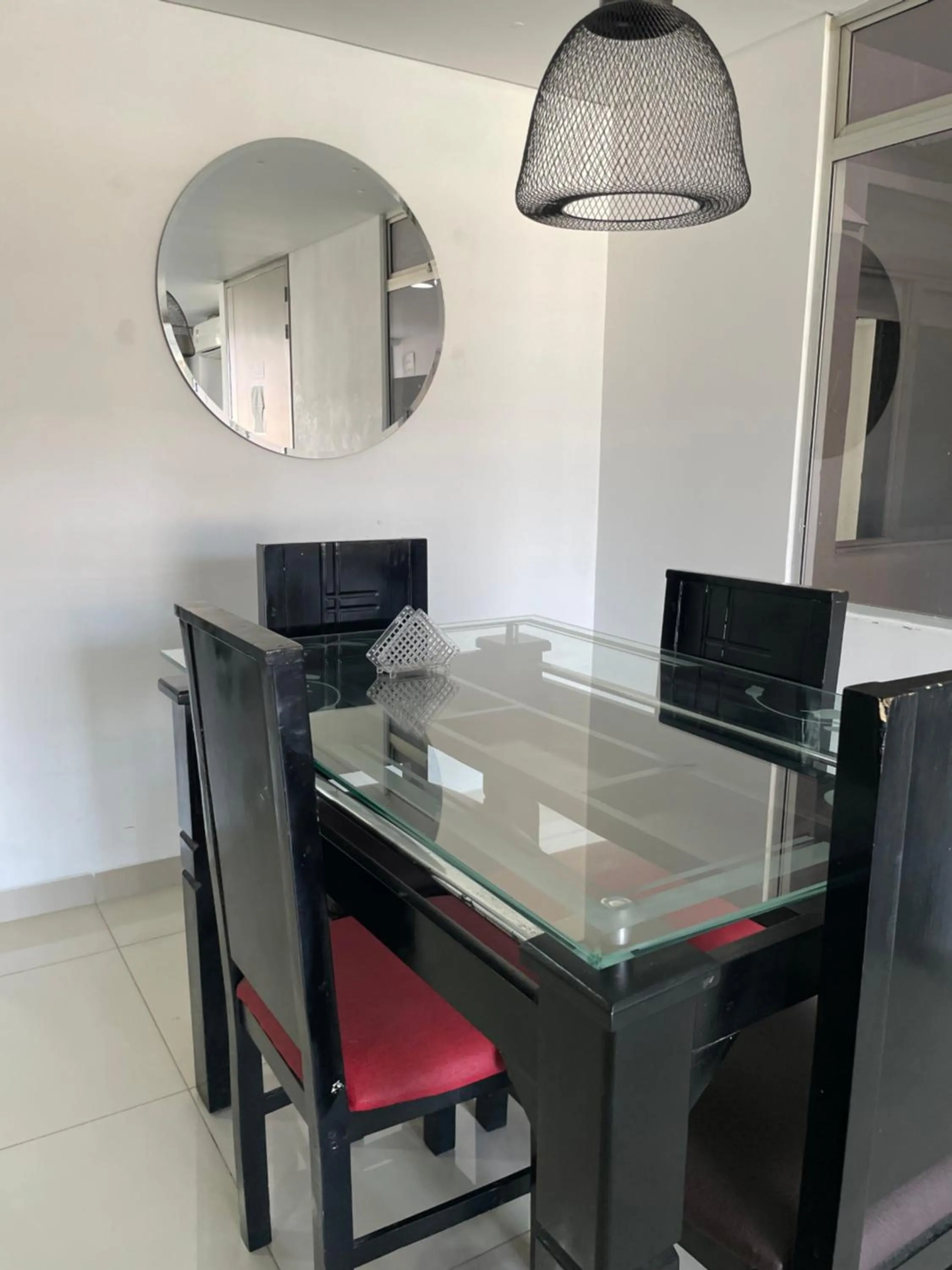Dining area in Ivanna Jumar ApartaHotel - Laureles Estadio