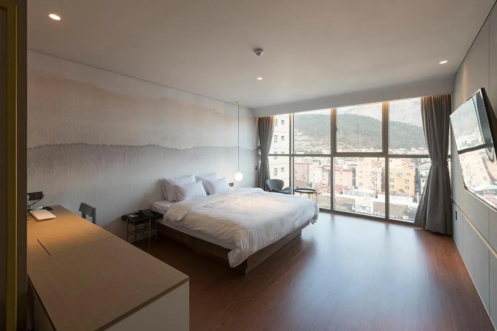 Bed in Hound Hotel Changwon Jinhae