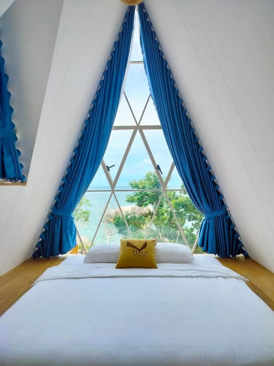 Bed in Fly Up Resort