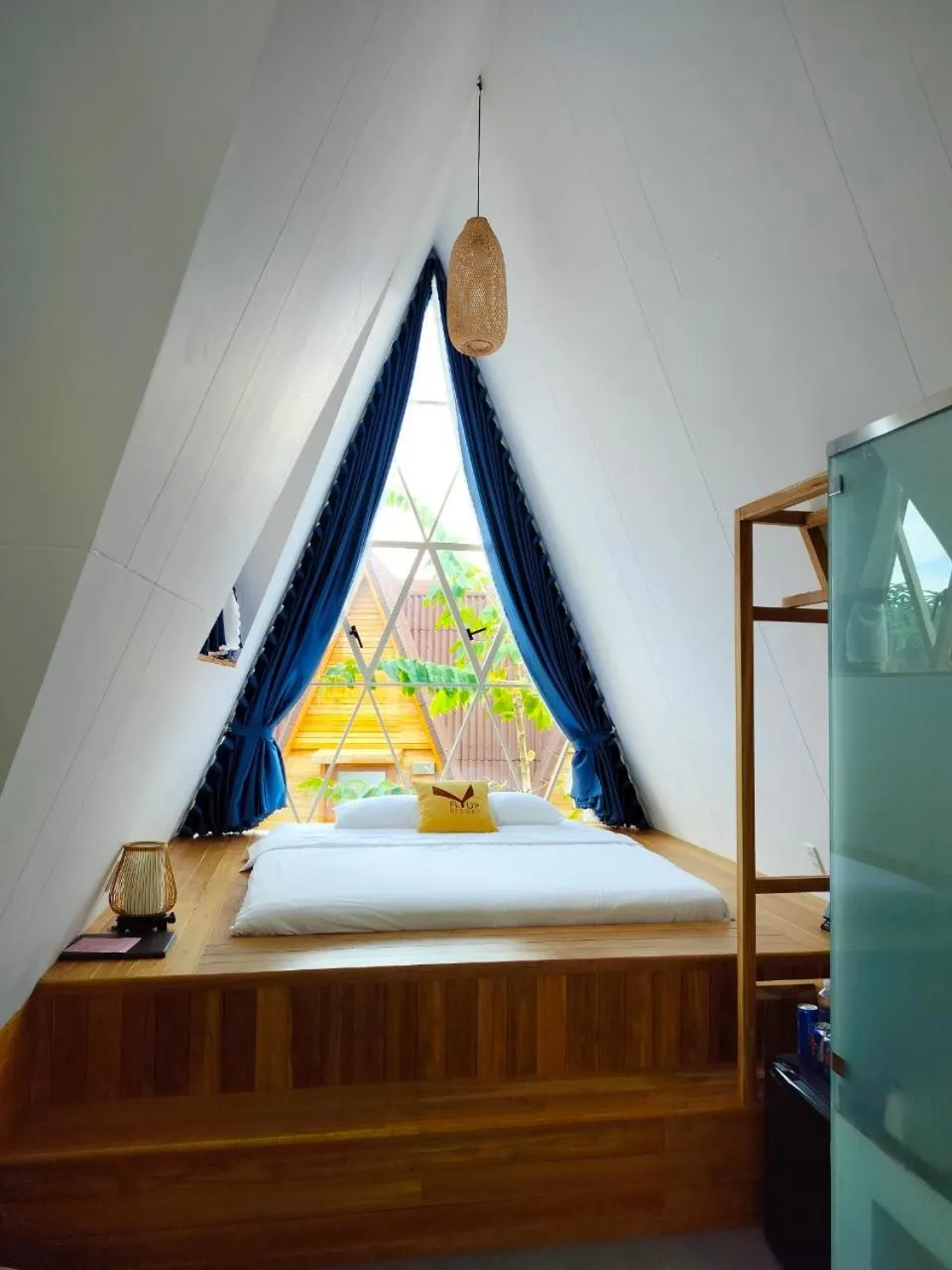 Bedroom, Bed in Fly Up Resort