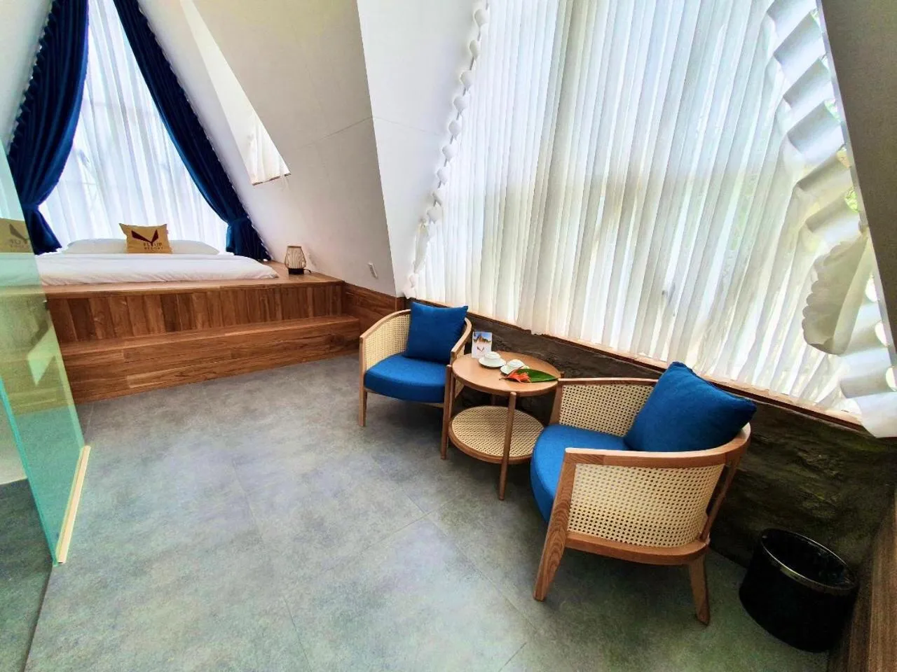 Living room in Fly Up Resort