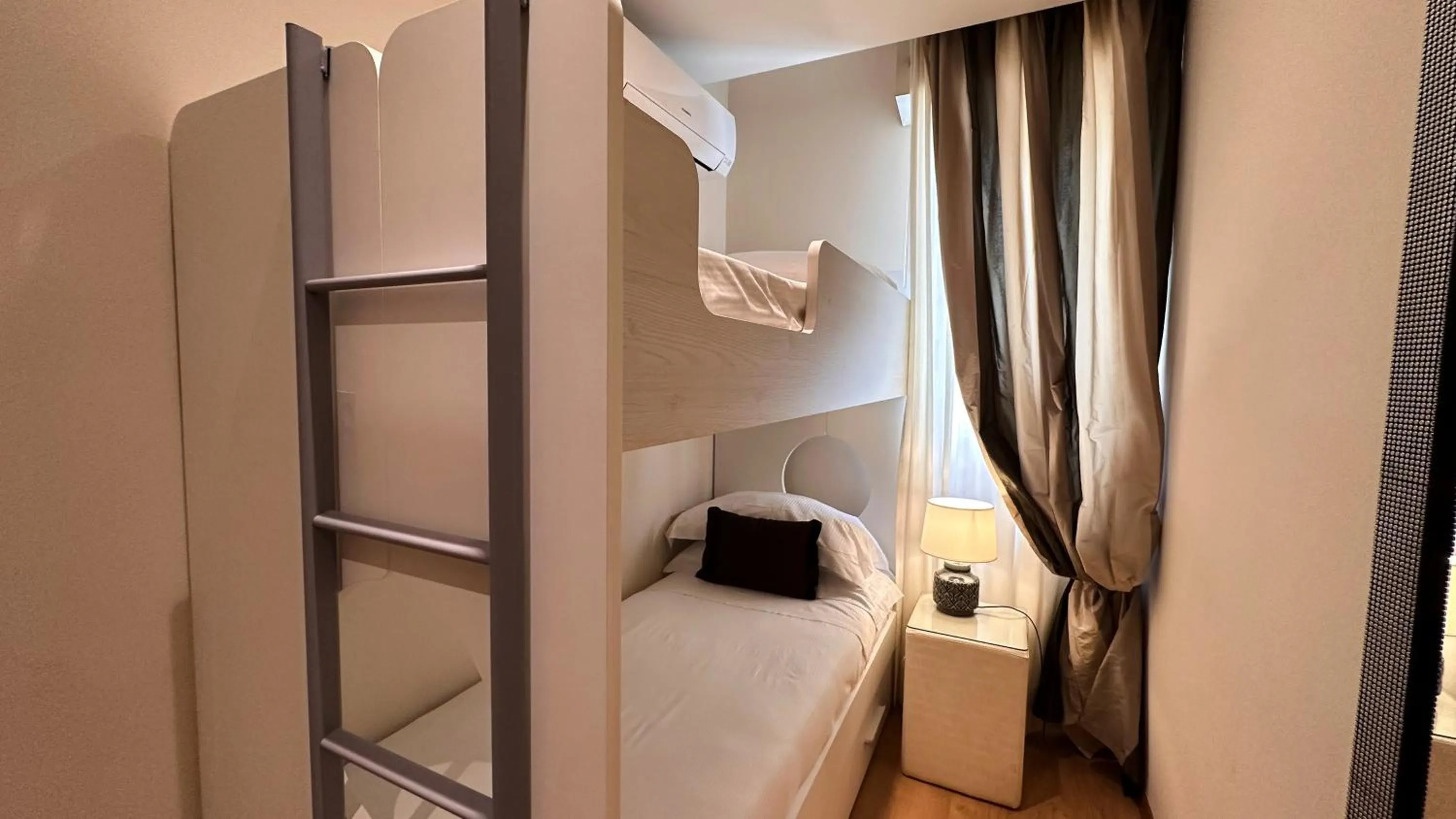 Bedroom, Bed in Residence Lungomare - Charming apartments