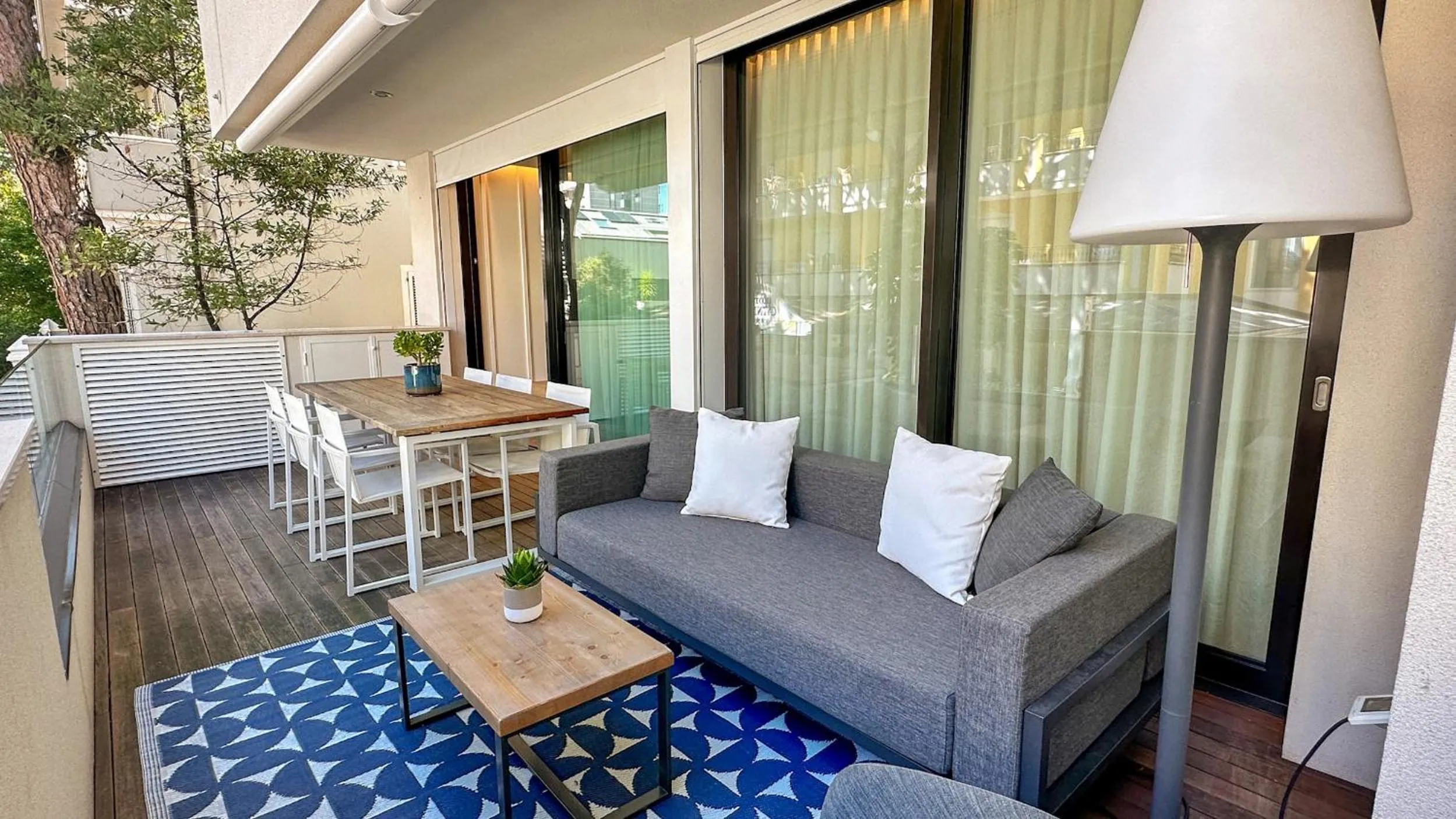 Patio in Residence Lungomare - Charming apartments