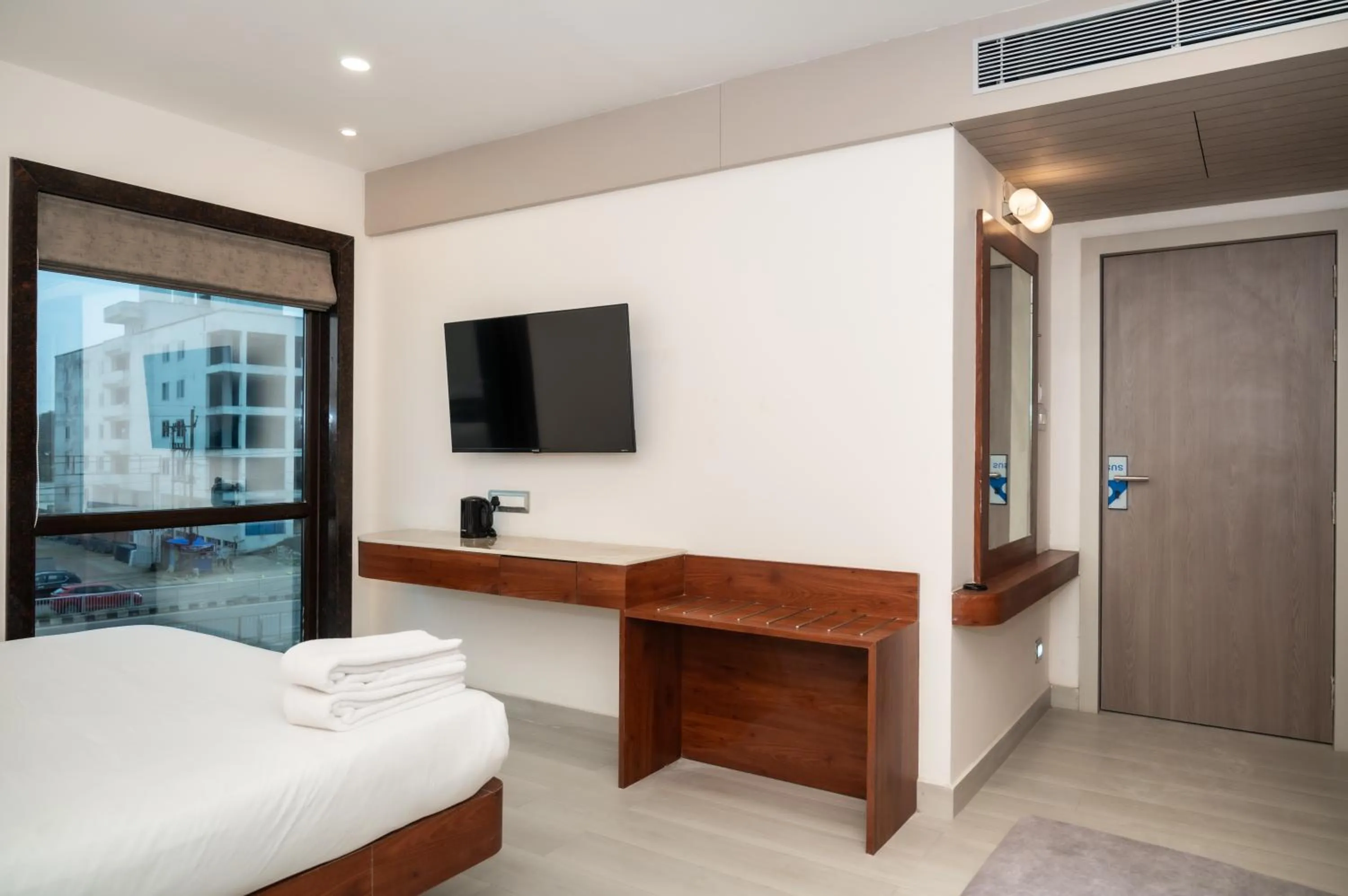 Bed in Gold Inn Exotica