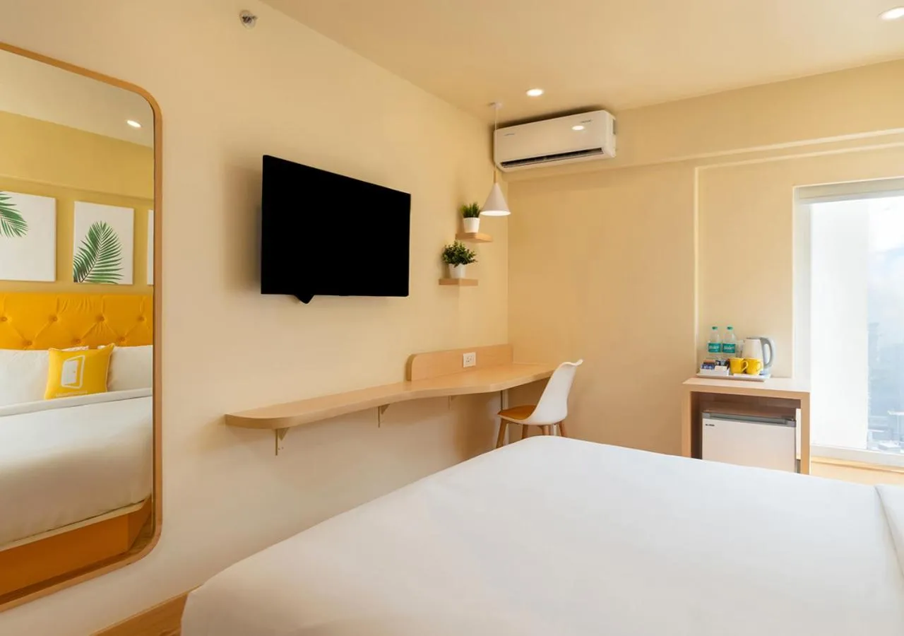 Bedroom, Bed in Bloom Hotel Saki Vihar Powai