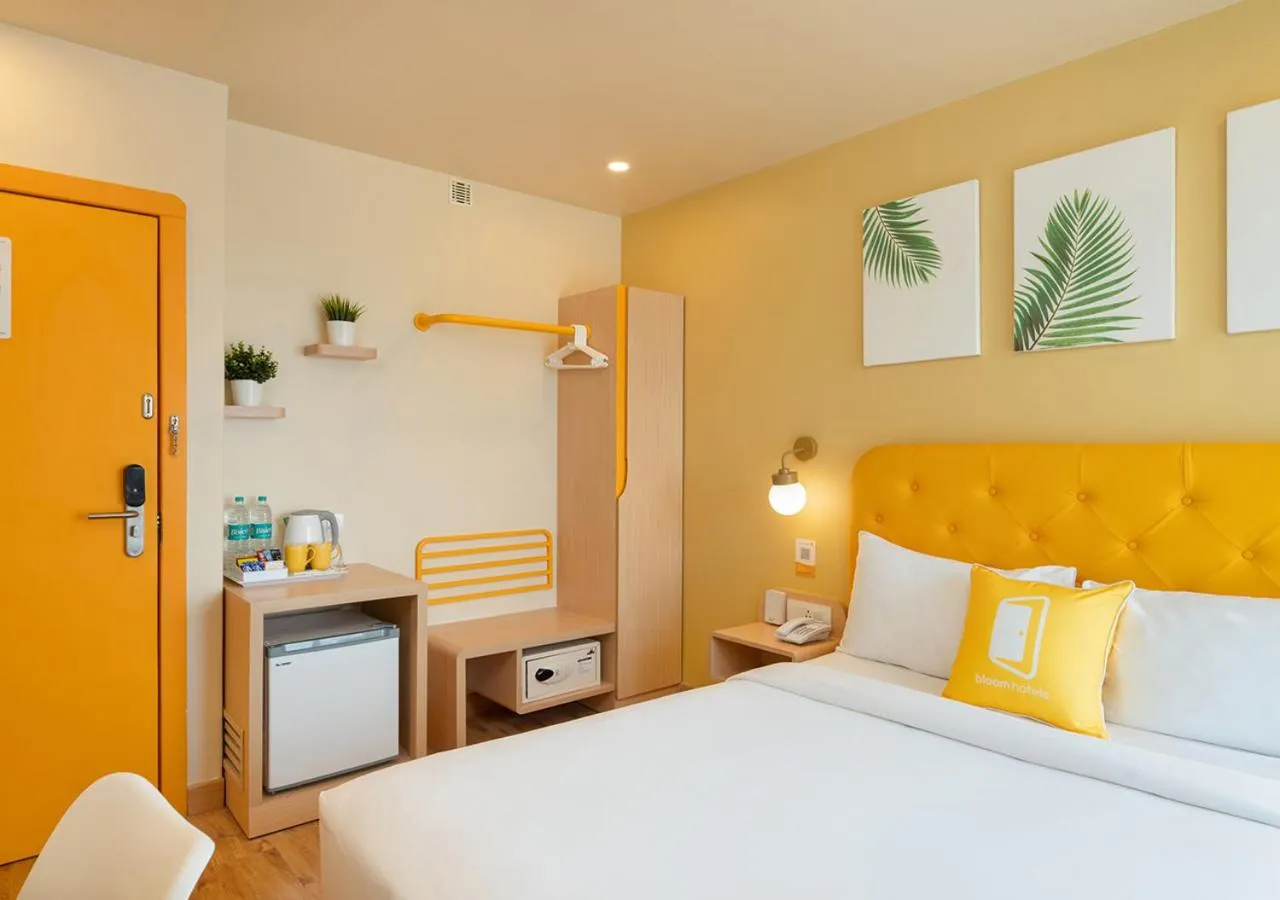 Bedroom, Bed in Bloom Hotel Saki Vihar Powai