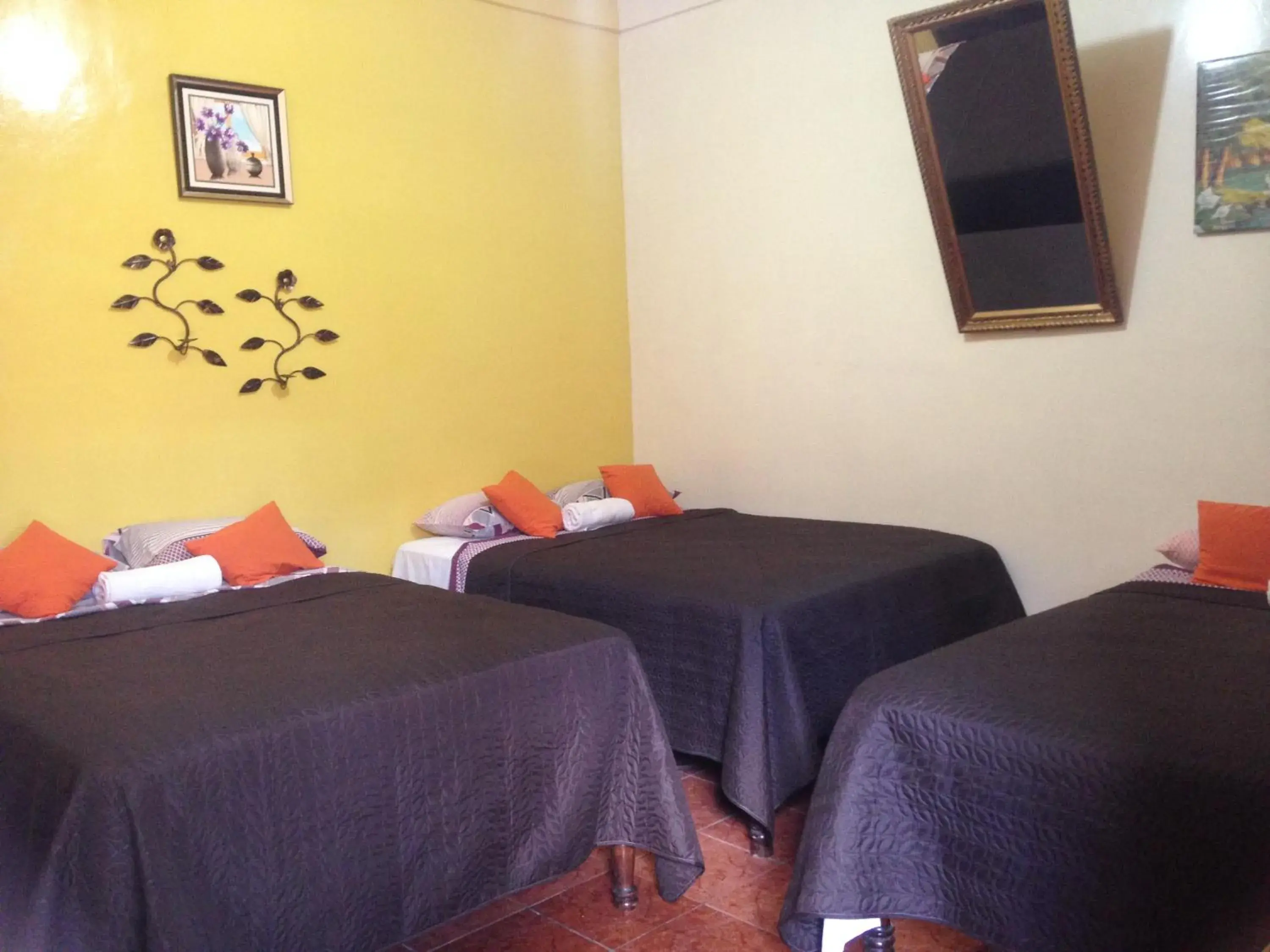 Triple Room with Bathroom in Hotel Marjenny Triple Room with Bathroom in Hotel Marjenny