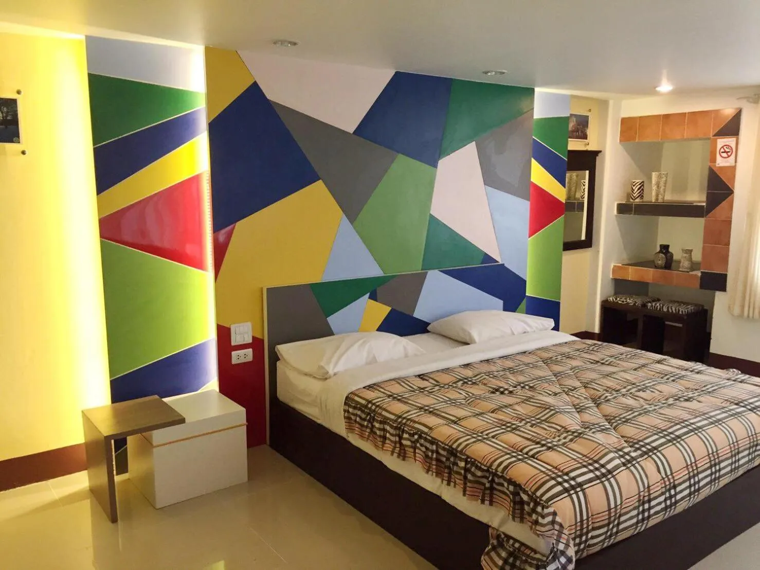 Photo of the whole room, Bed in Win Hotel Phayao