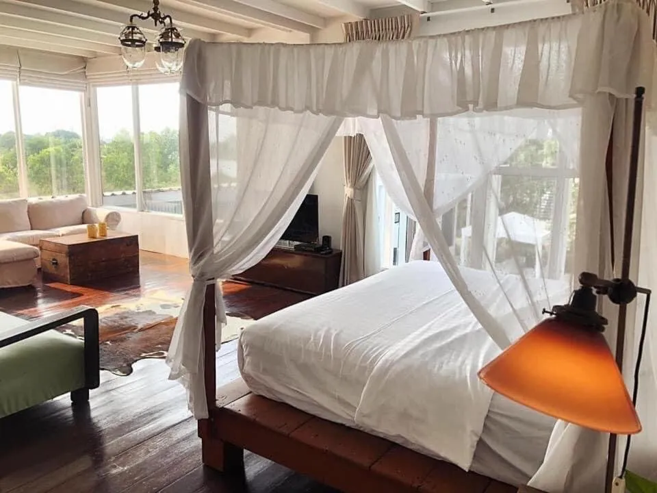 Bed in Arthit -Tara Lodge