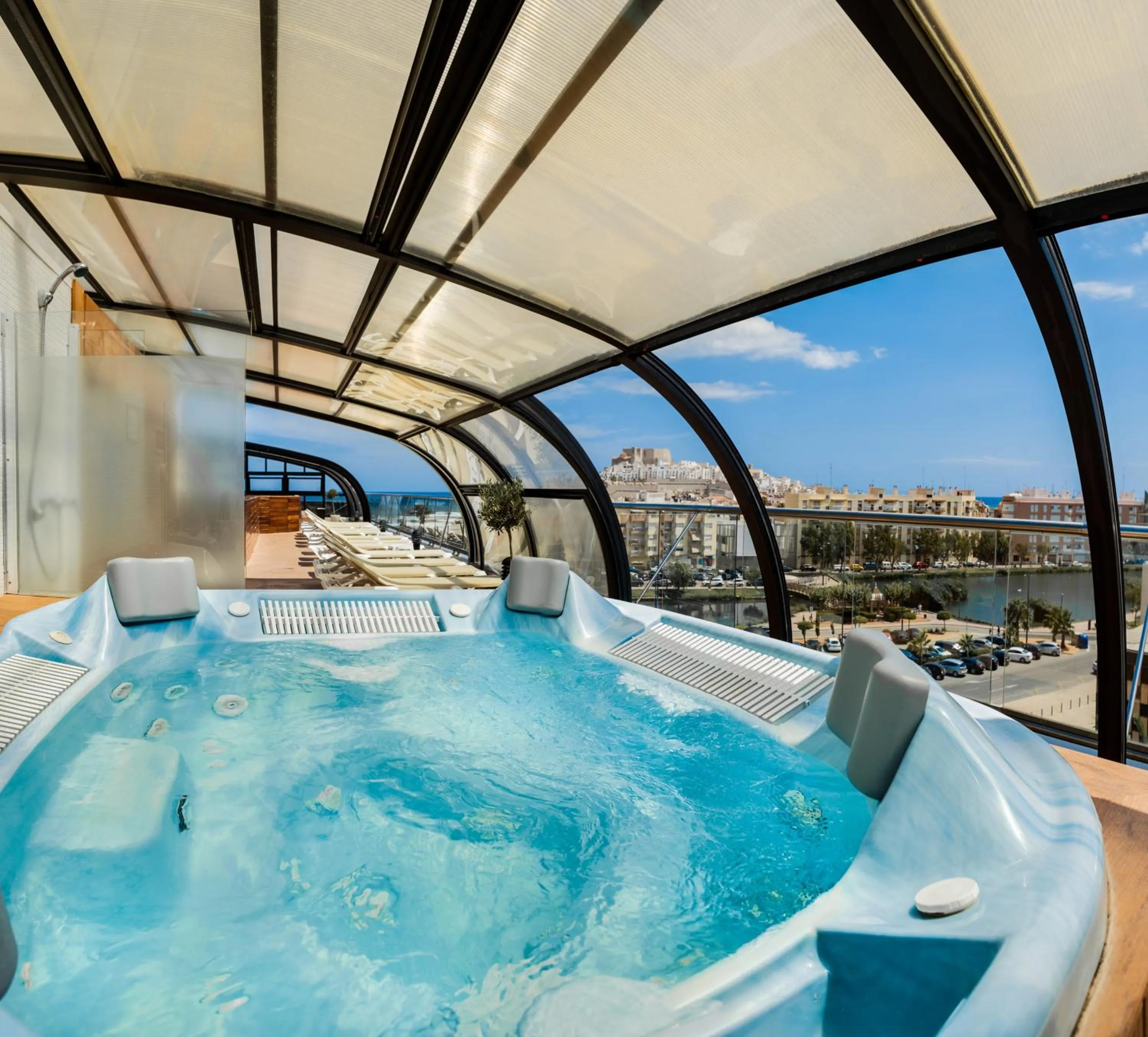 Hot Tub in RH Don Carlos & Spa