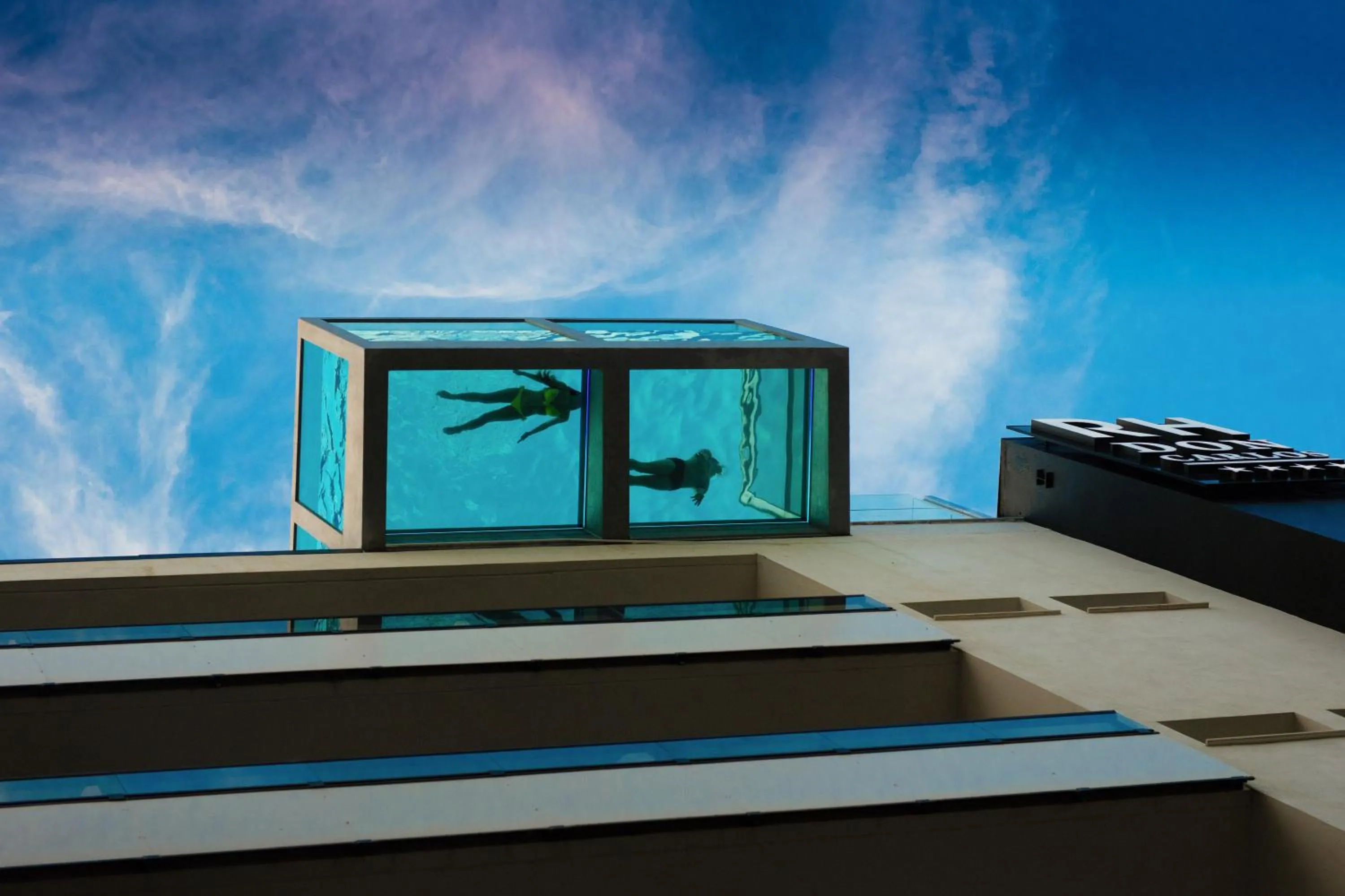 Swimming pool in RH Don Carlos & Spa