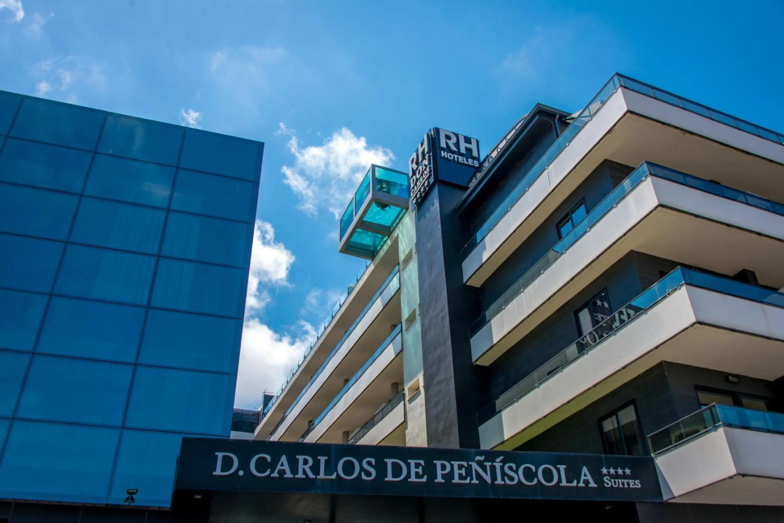 Property building in RH Don Carlos & Spa