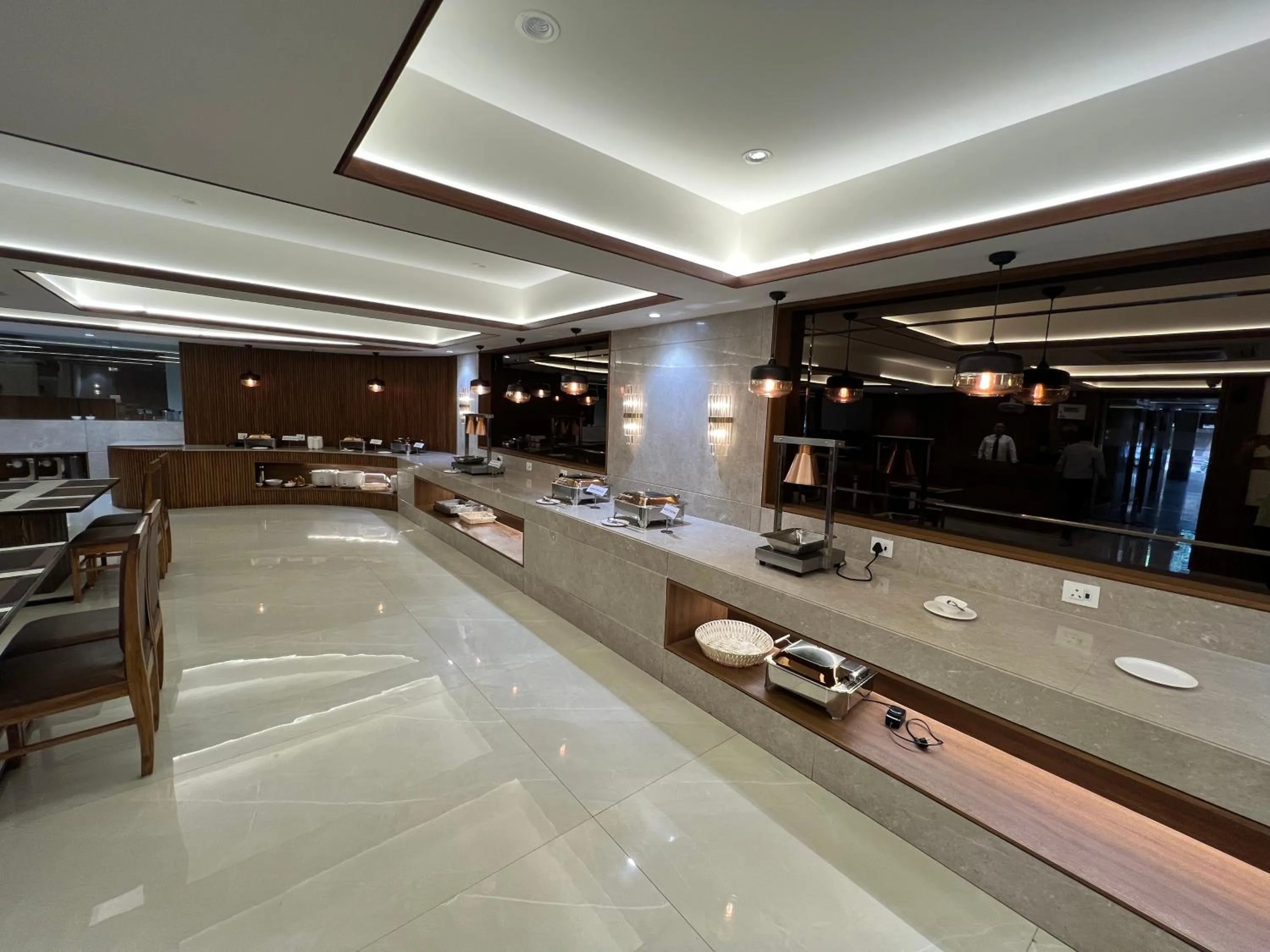 Restaurant/places to eat in Hotel The Evergrand Palace