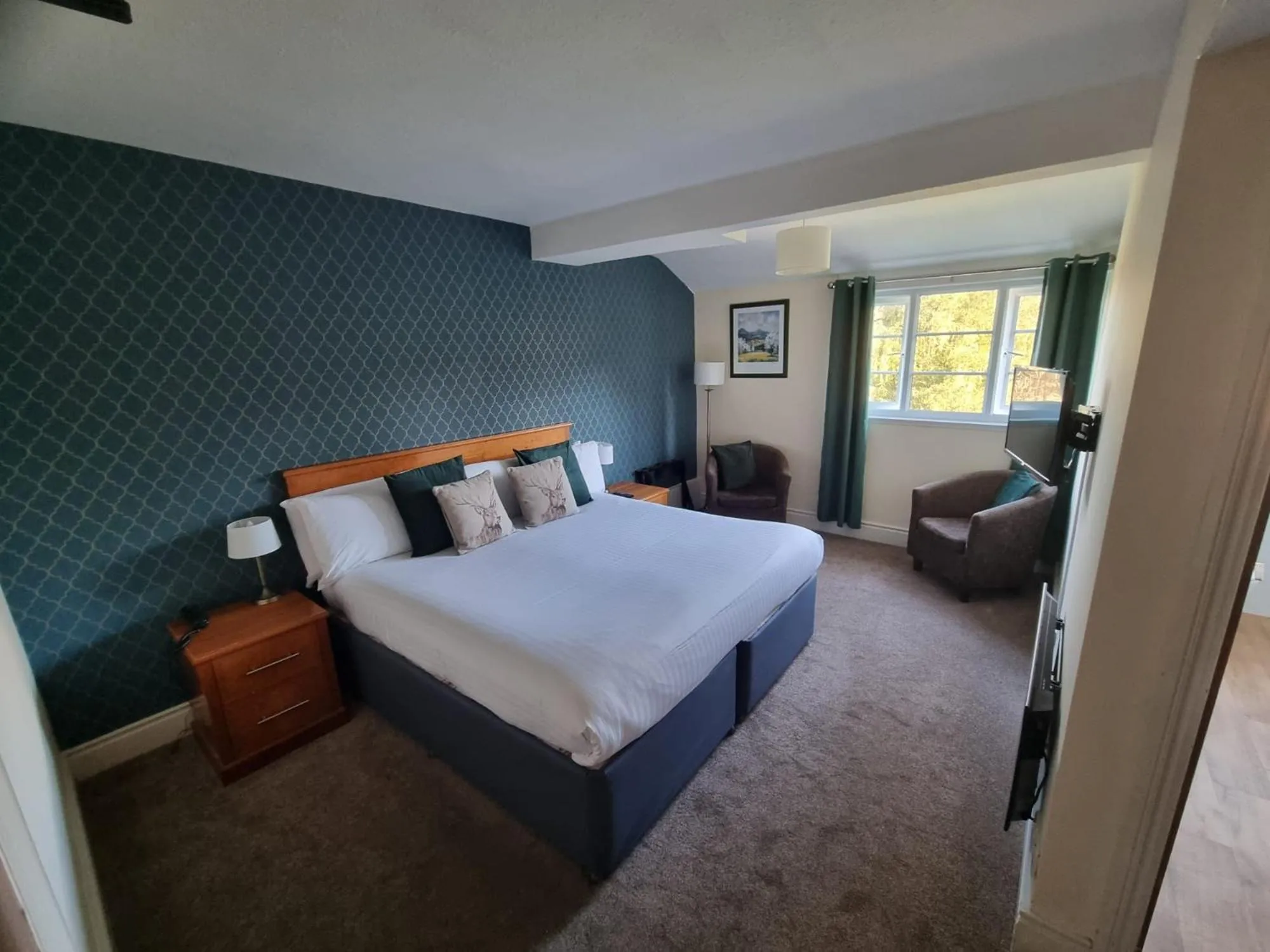 Photo of the whole room, Bed in Skelwith Bridge Hotel