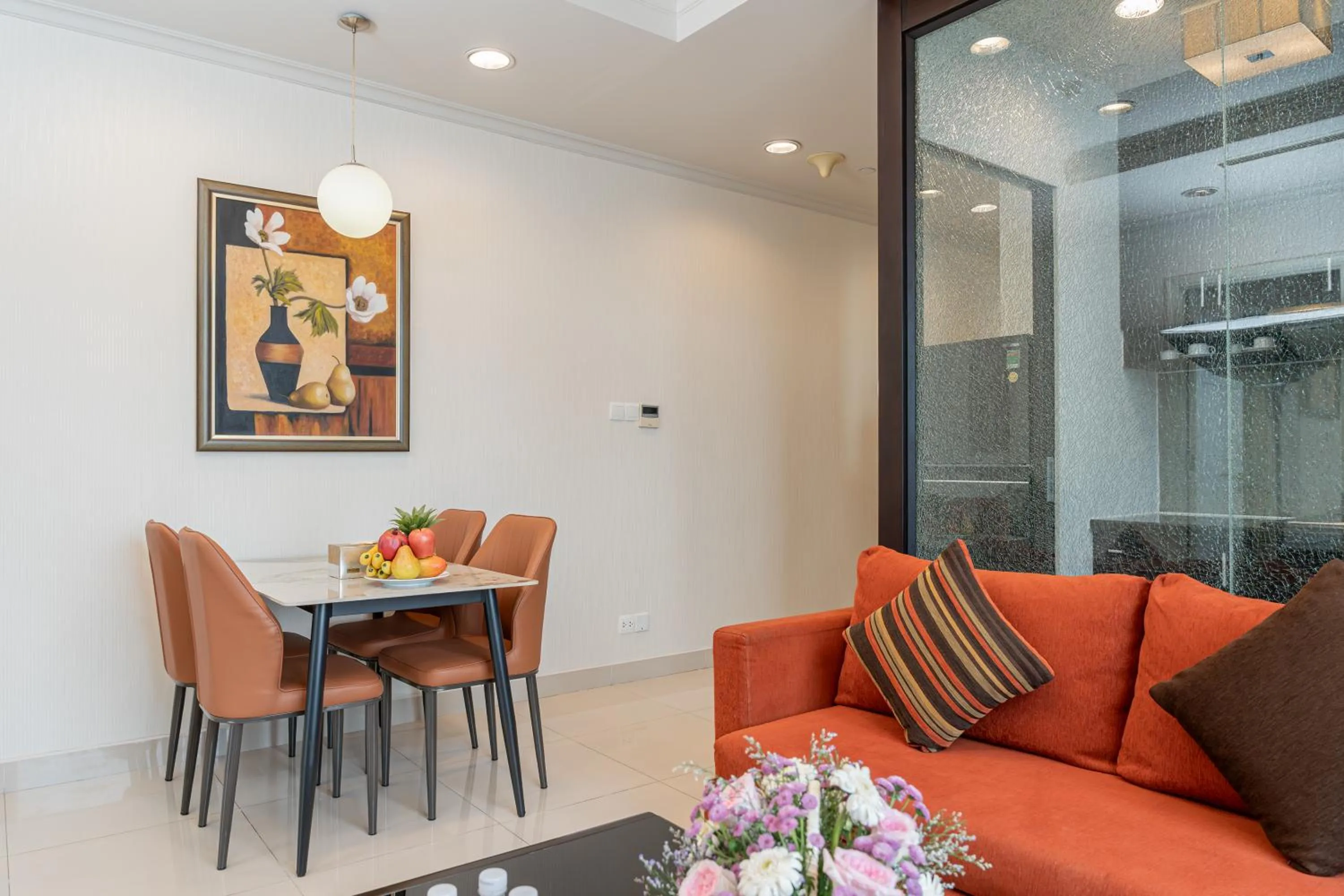 Living room in Mayfair Suites