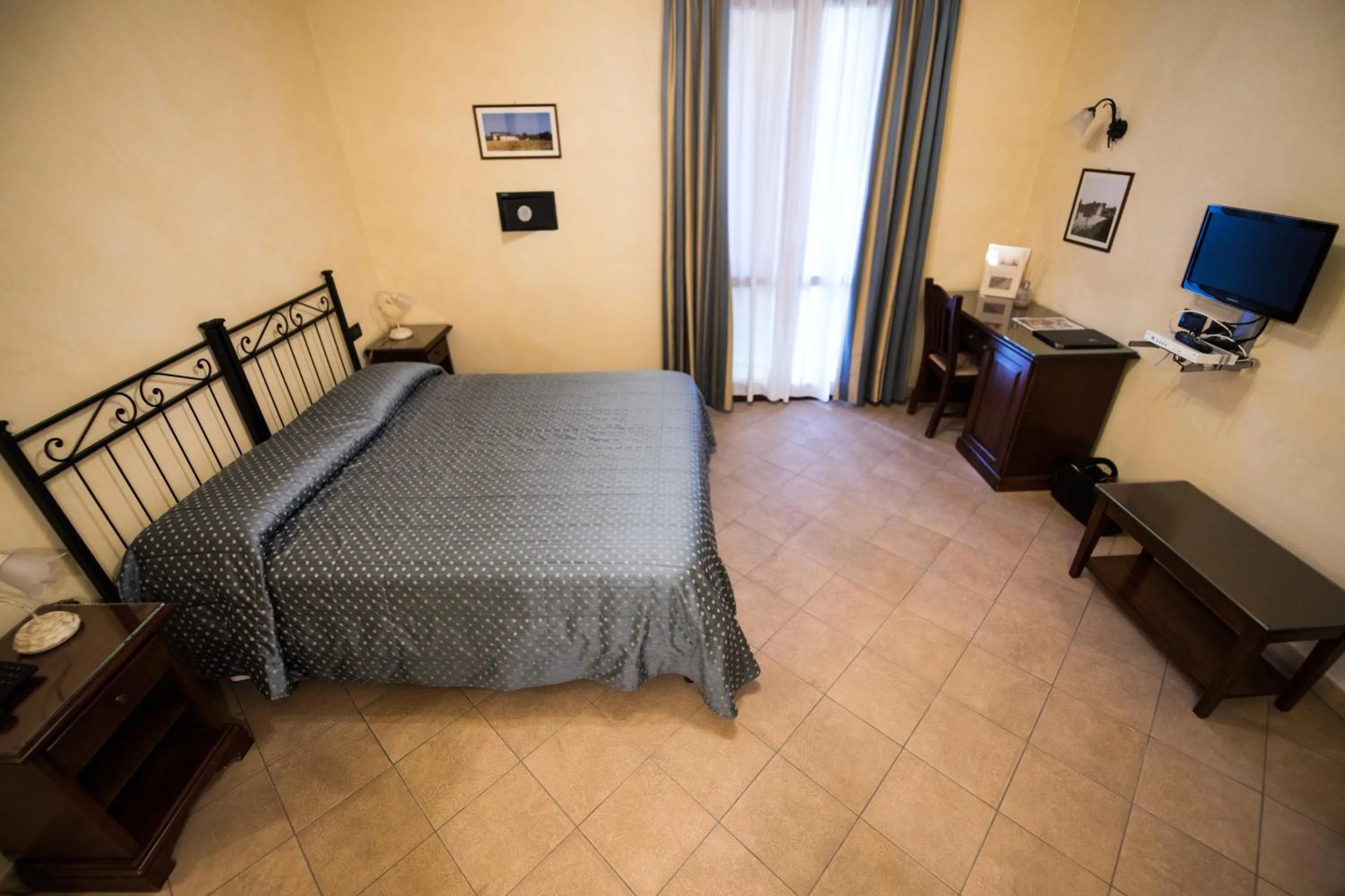 Photo of the whole room, Bed in Hotel del Rio Srl - RISTORANTE e Azienda agricola