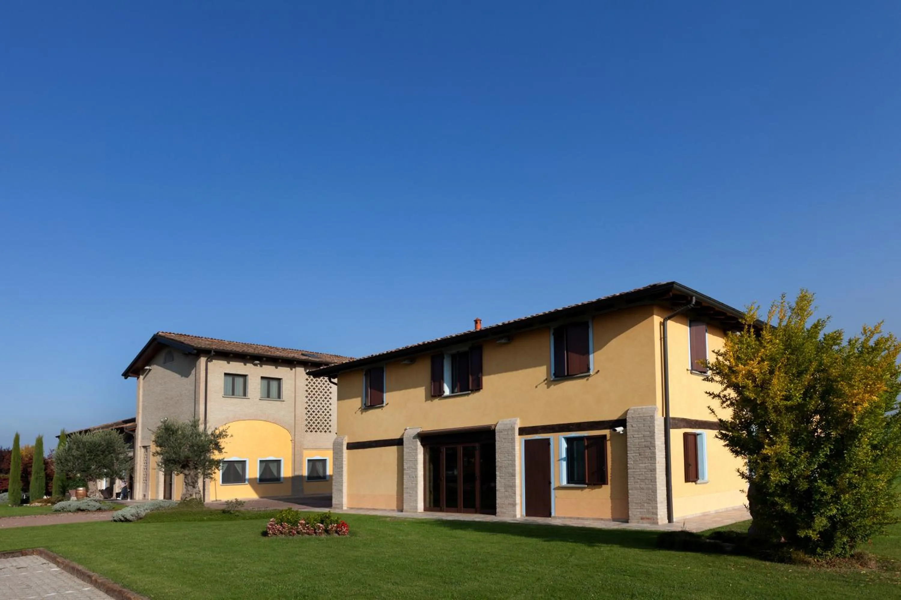 Facade/entrance in Hotel del Rio Srl - RISTORANTE e Azienda agricola