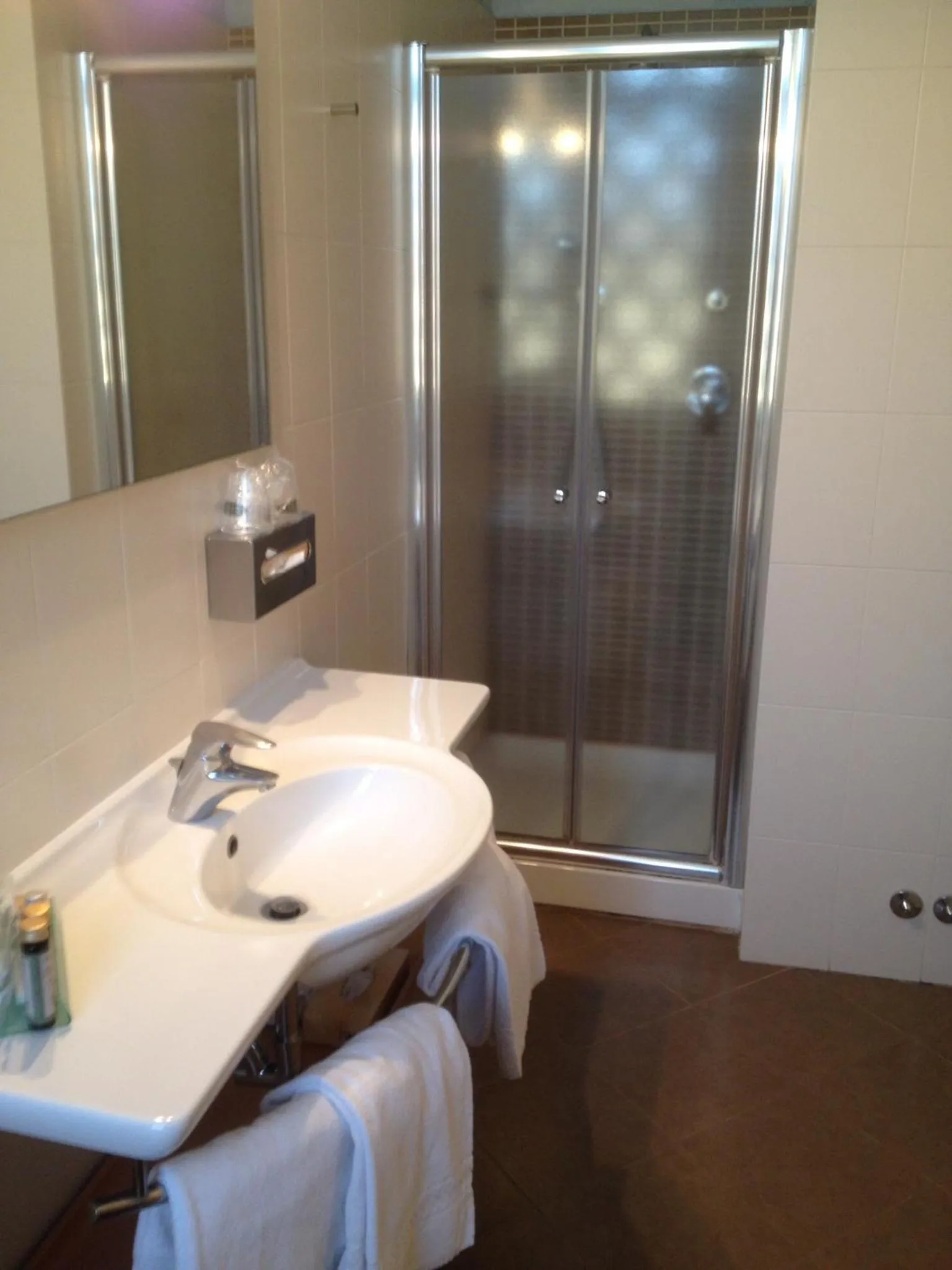 Bathroom in Hotel del Rio Srl - RISTORANTE e Azienda agricola