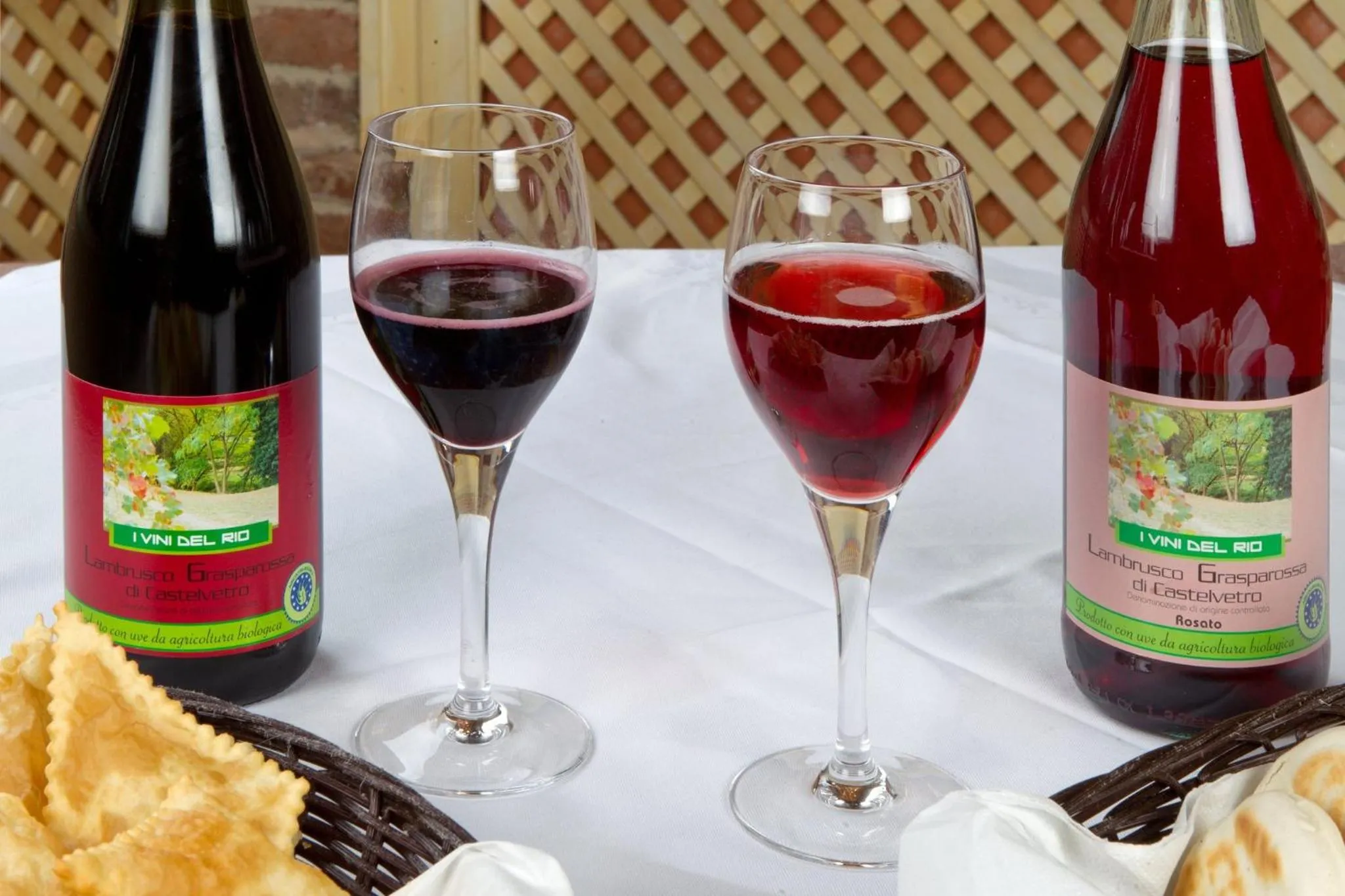 Alcoholic drinks in Hotel del Rio Srl - RISTORANTE e Azienda agricola