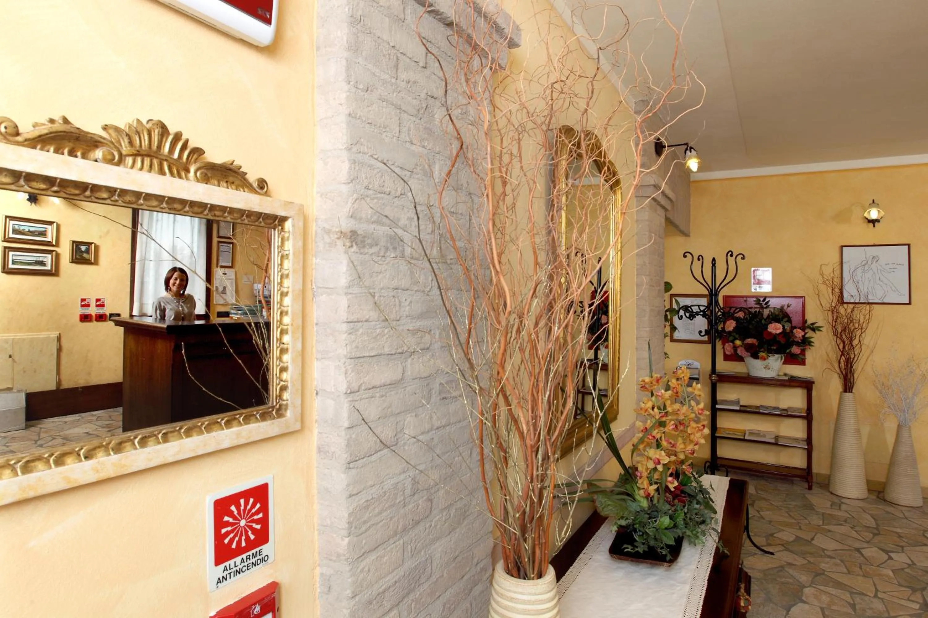 Lobby or reception in Hotel del Rio Srl - RISTORANTE e Azienda agricola