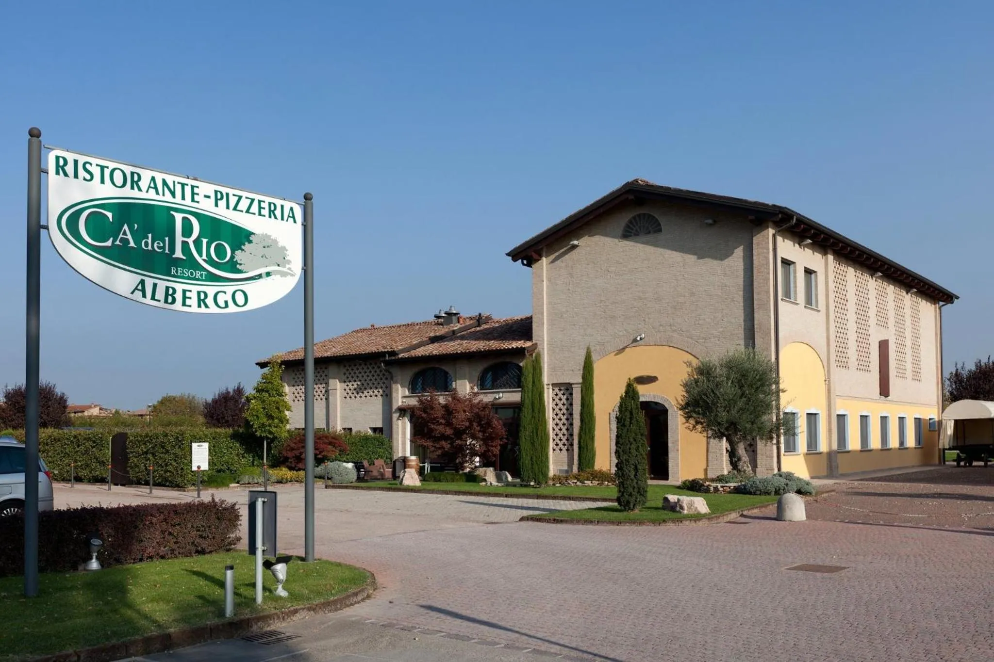 Facade/entrance in Hotel del Rio Srl - RISTORANTE e Azienda agricola