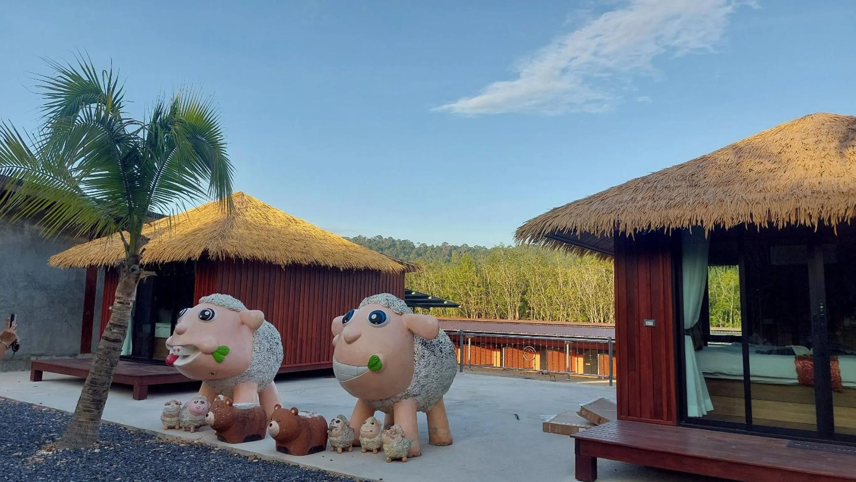 Day in Chomview Lanta Water Park Resort