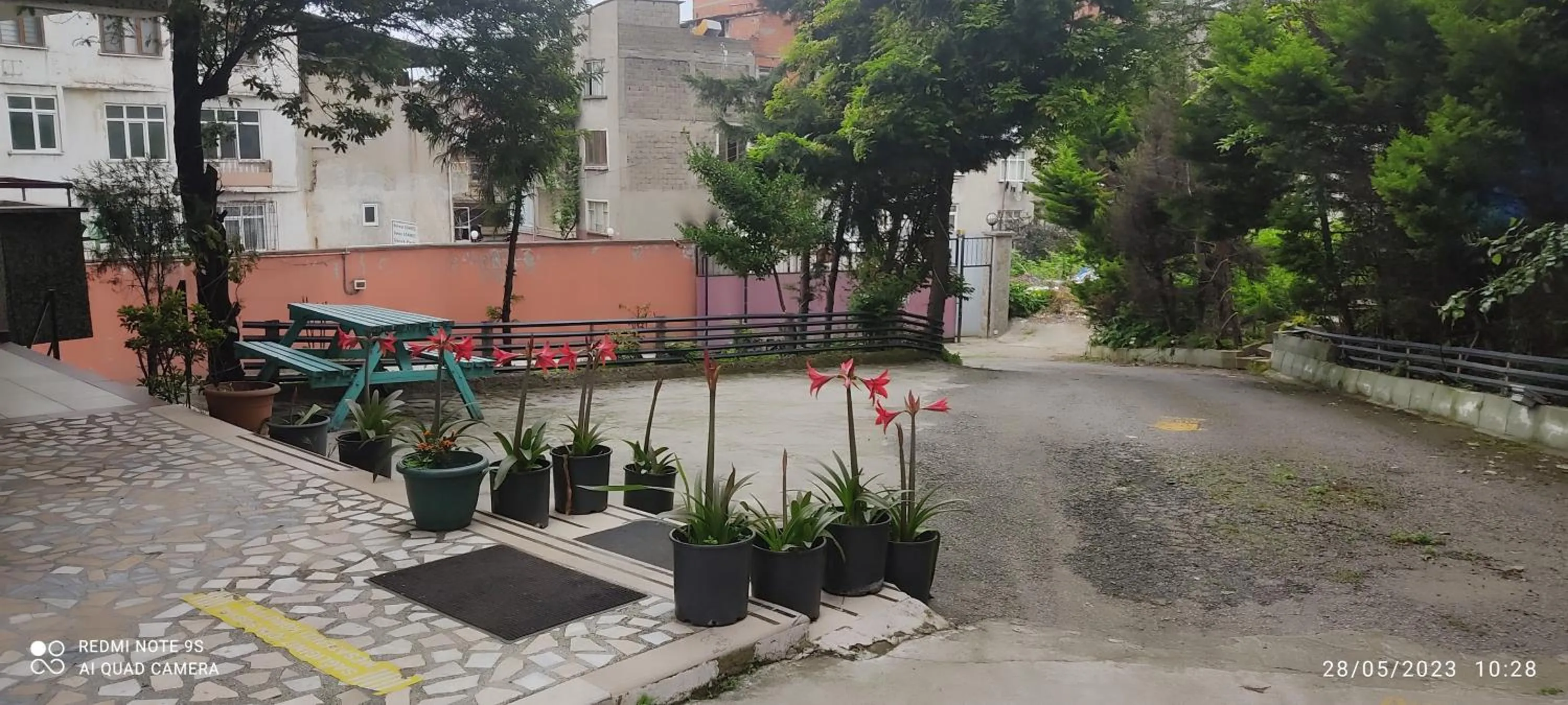 Property building in Kule Apart