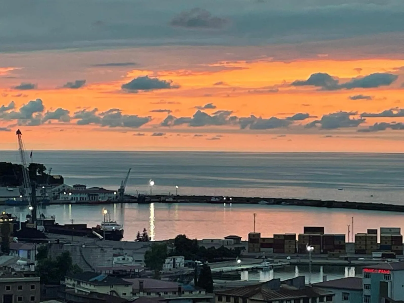 Property building in Kule Apart