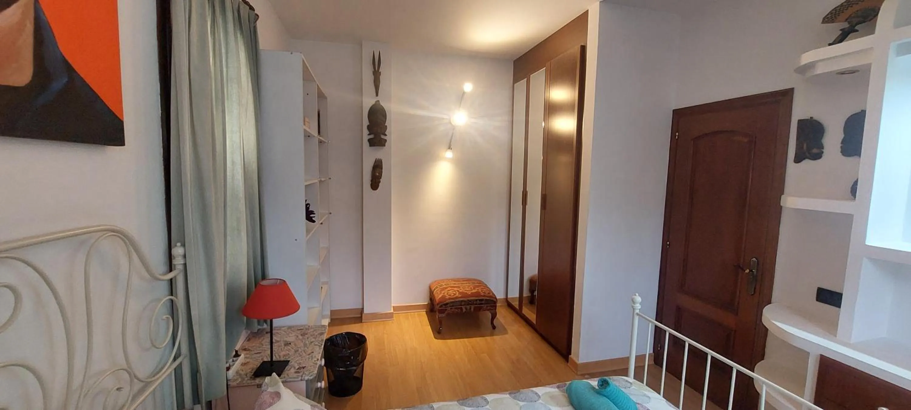 wardrobe, Bed in Chalet Anagato