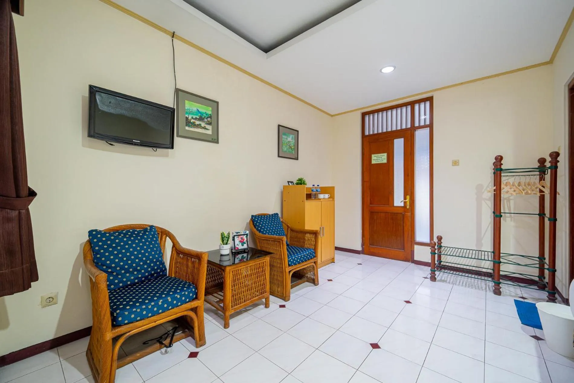 TV and multimedia in Hotel Talenta 3