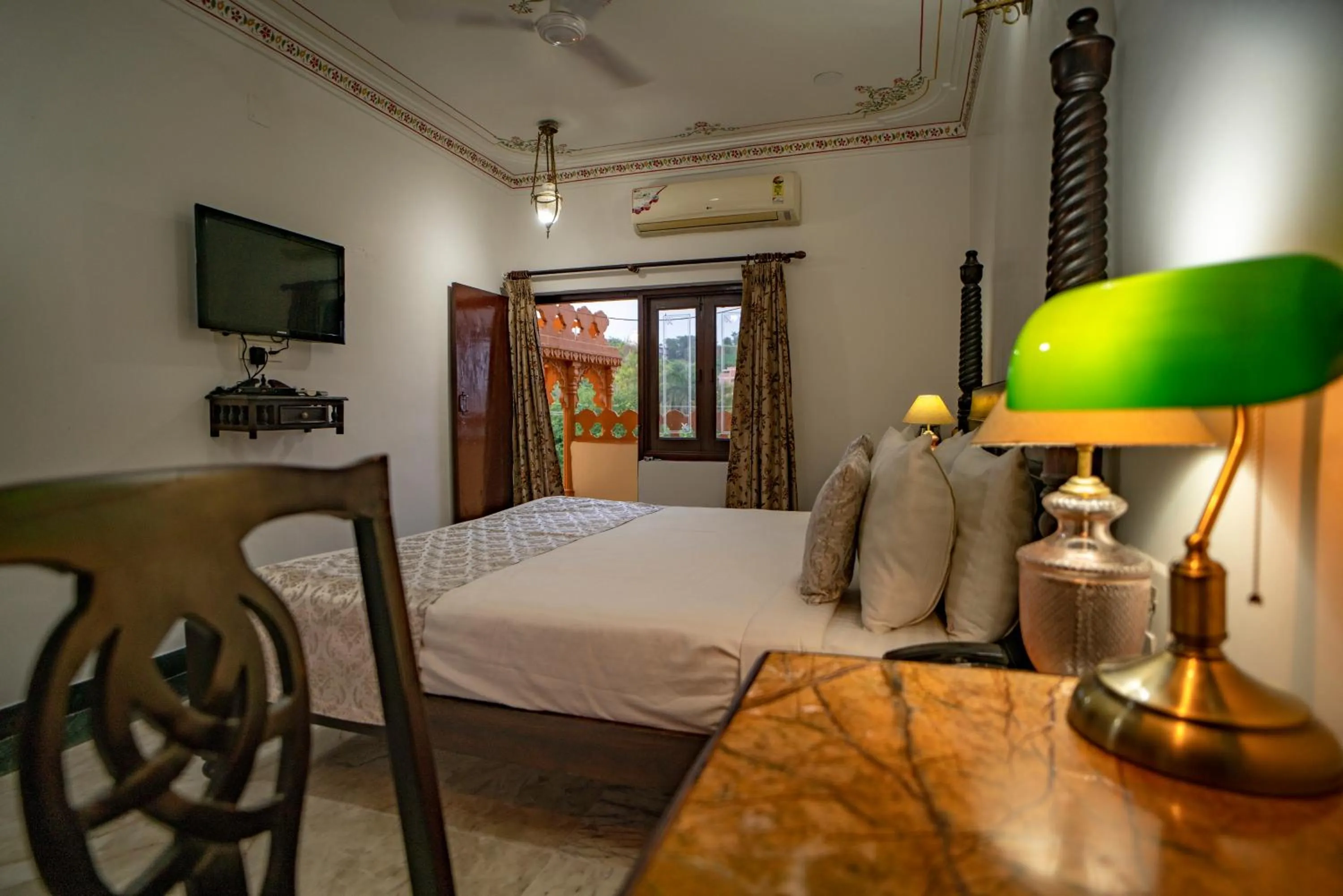 Bed in The Lavitra Lakeview Hotel