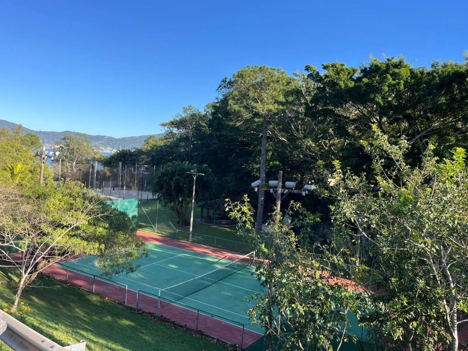 Tennis court in Praia Mole Hotel