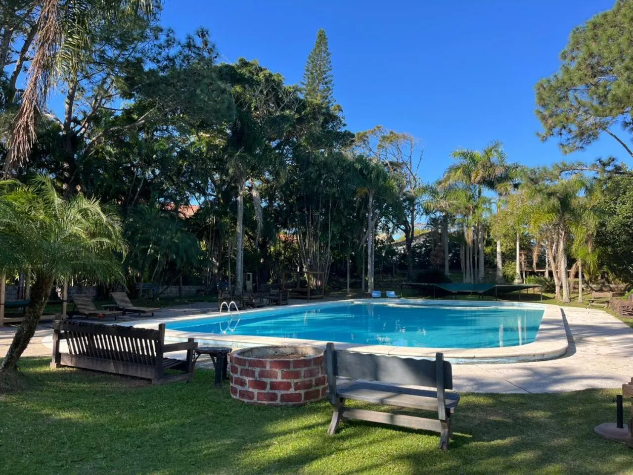 Swimming pool in Praia Mole Hotel