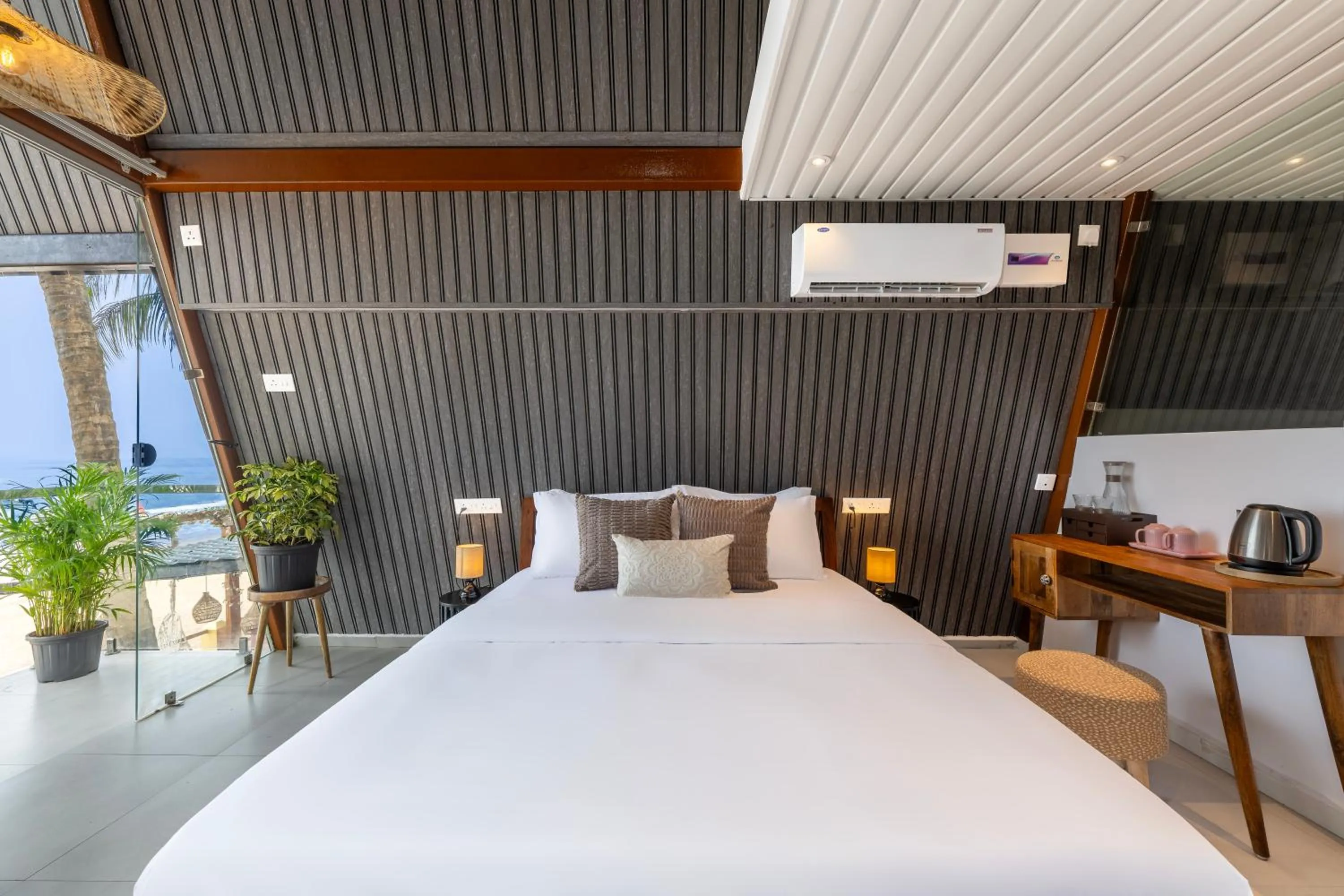 Bed in The Rose Goa Beach Resort