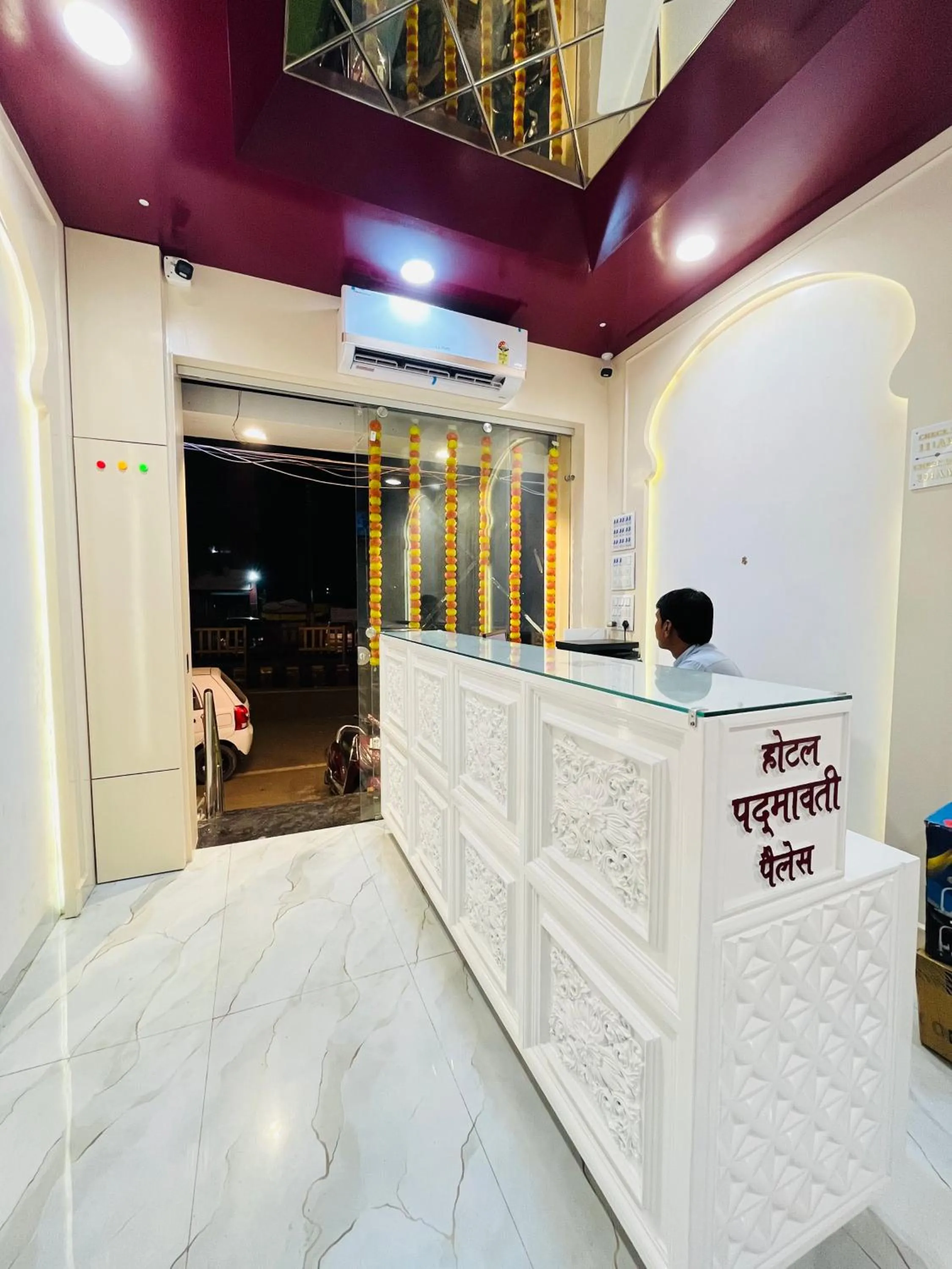 Lobby or reception in Hotel Padmawati Palace