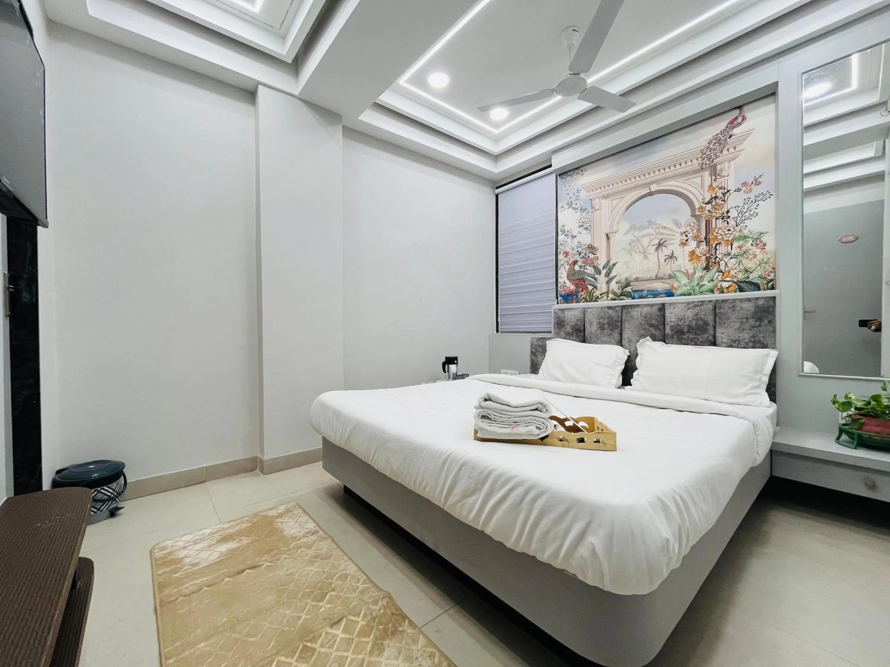 Hotel Padmawati Palace