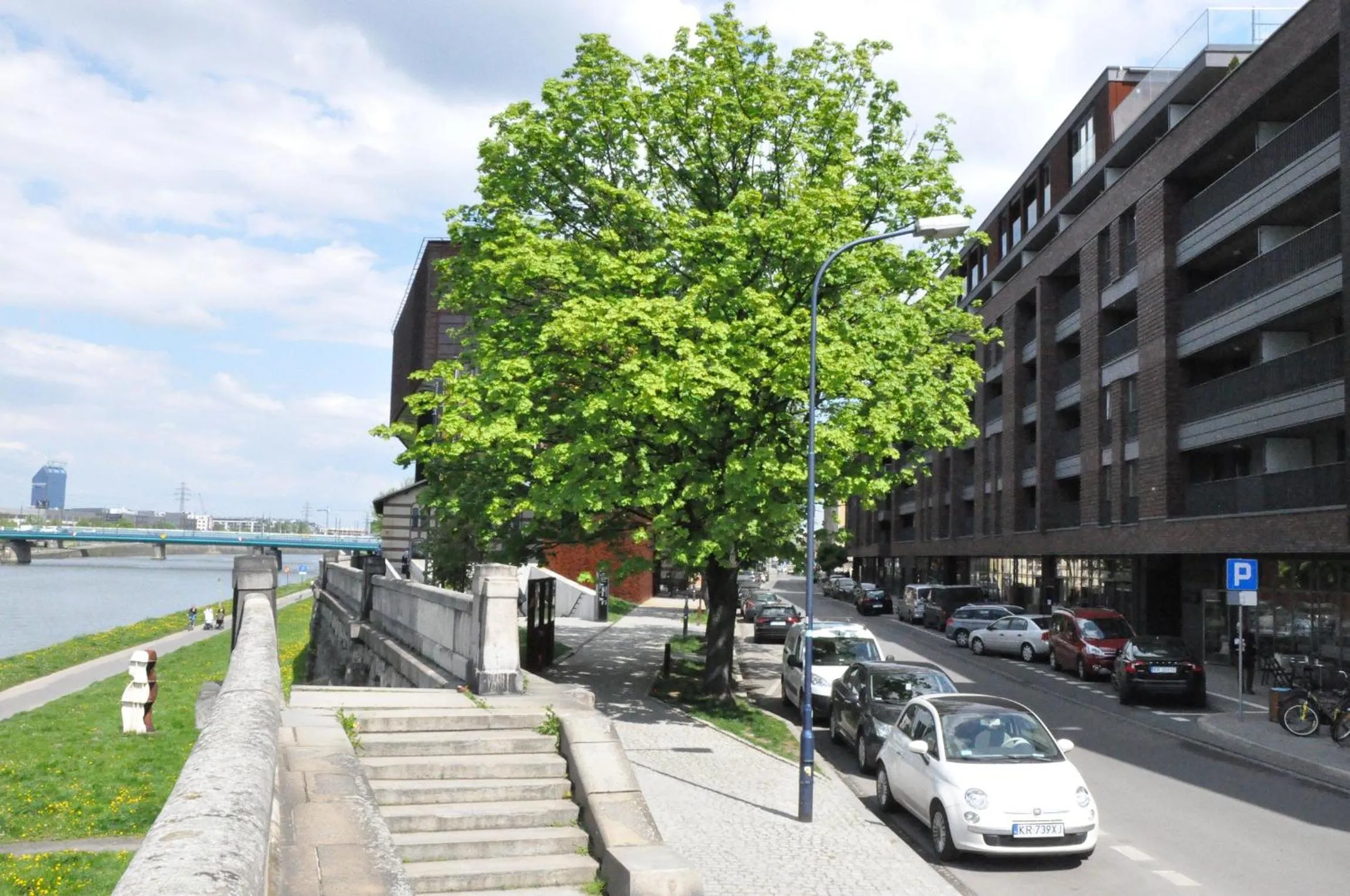 Property building in Designomania Apartments - Nadwiślańska 11
