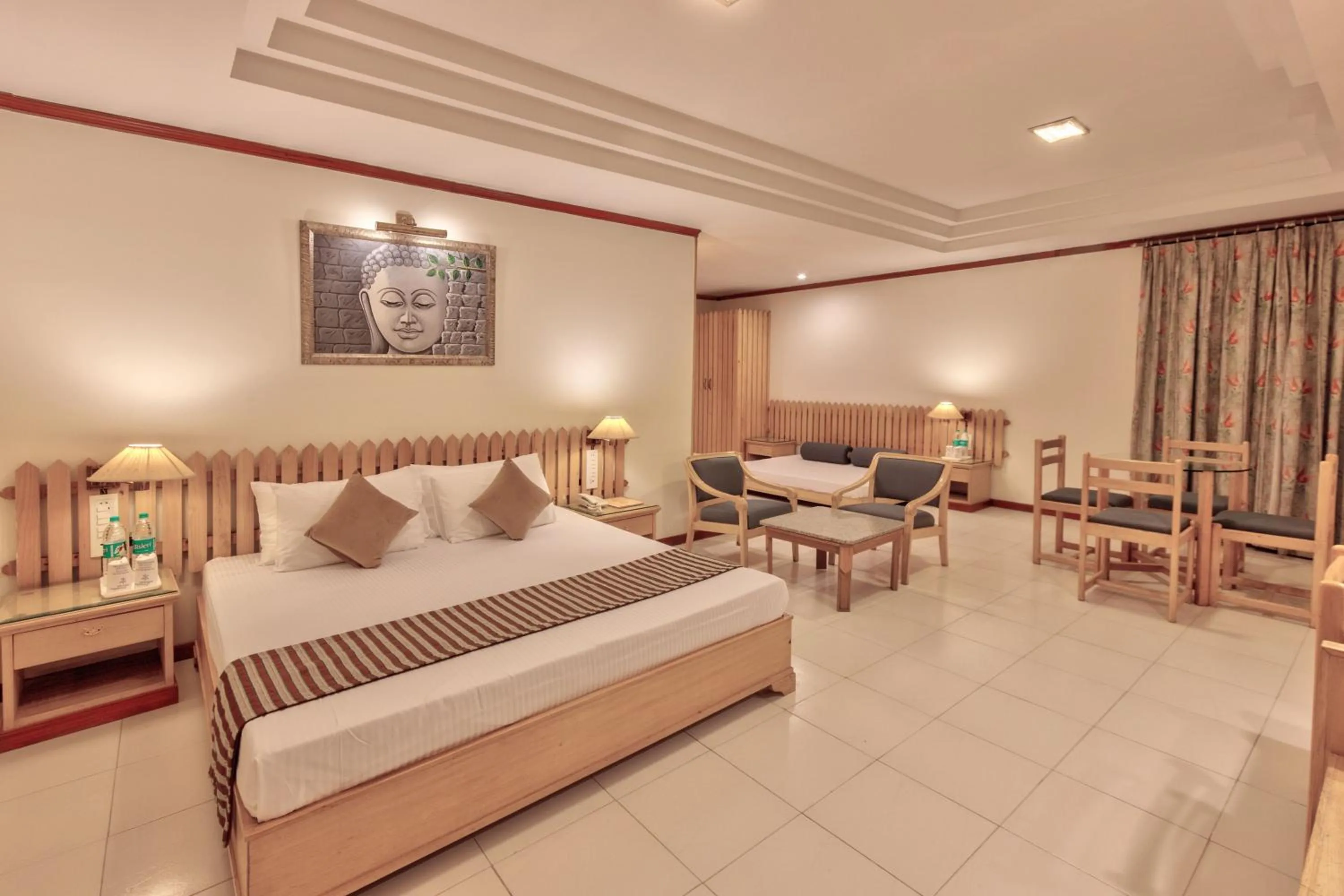 Photo of the whole room, Bed in Shingar Regency