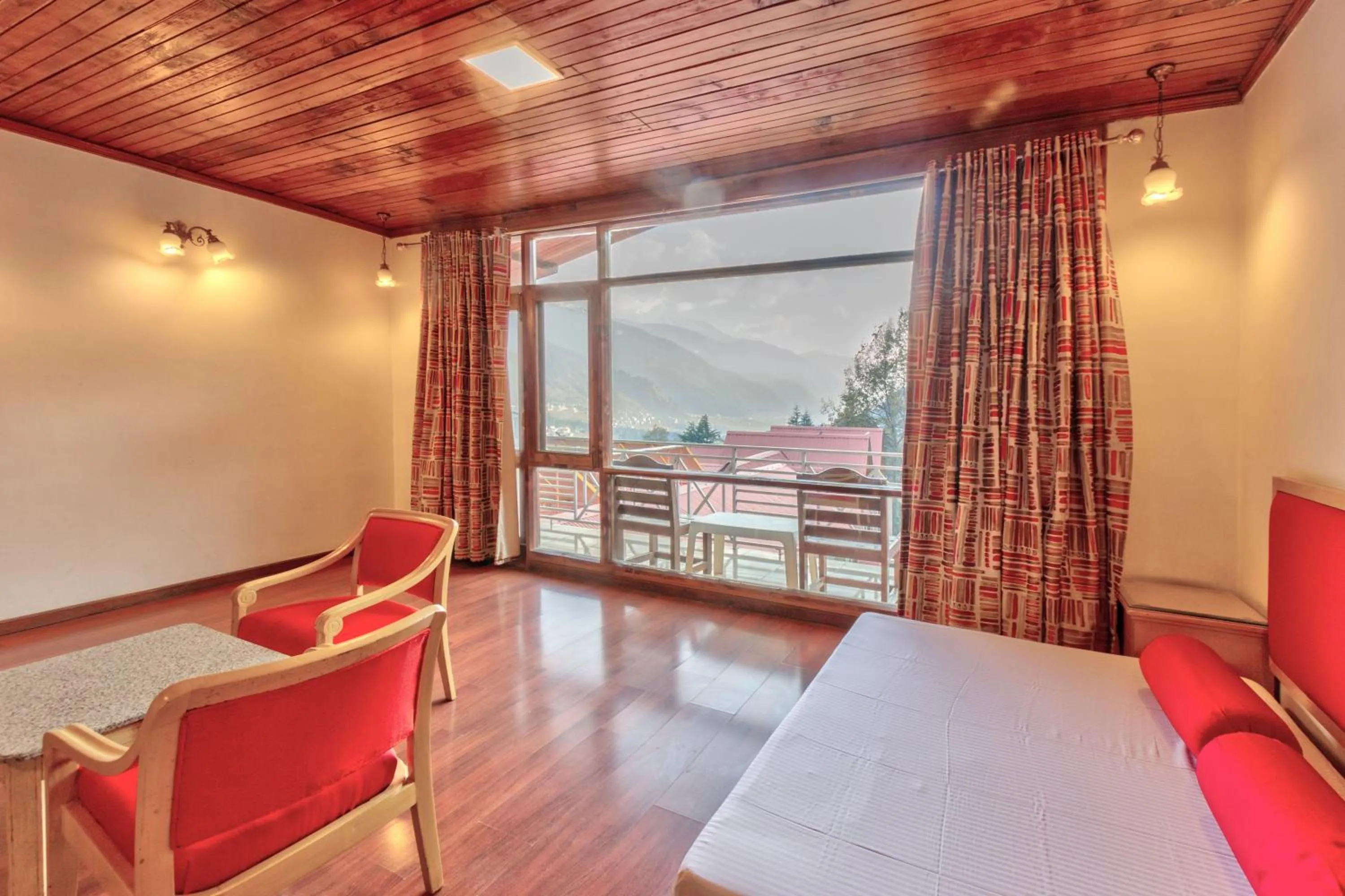 Bed in Shingar Regency