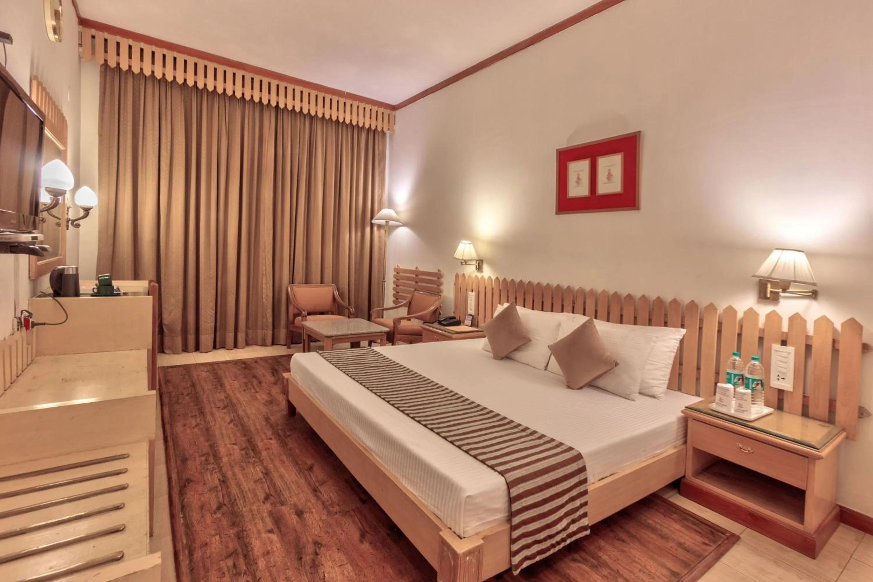 Bed in Shingar Regency