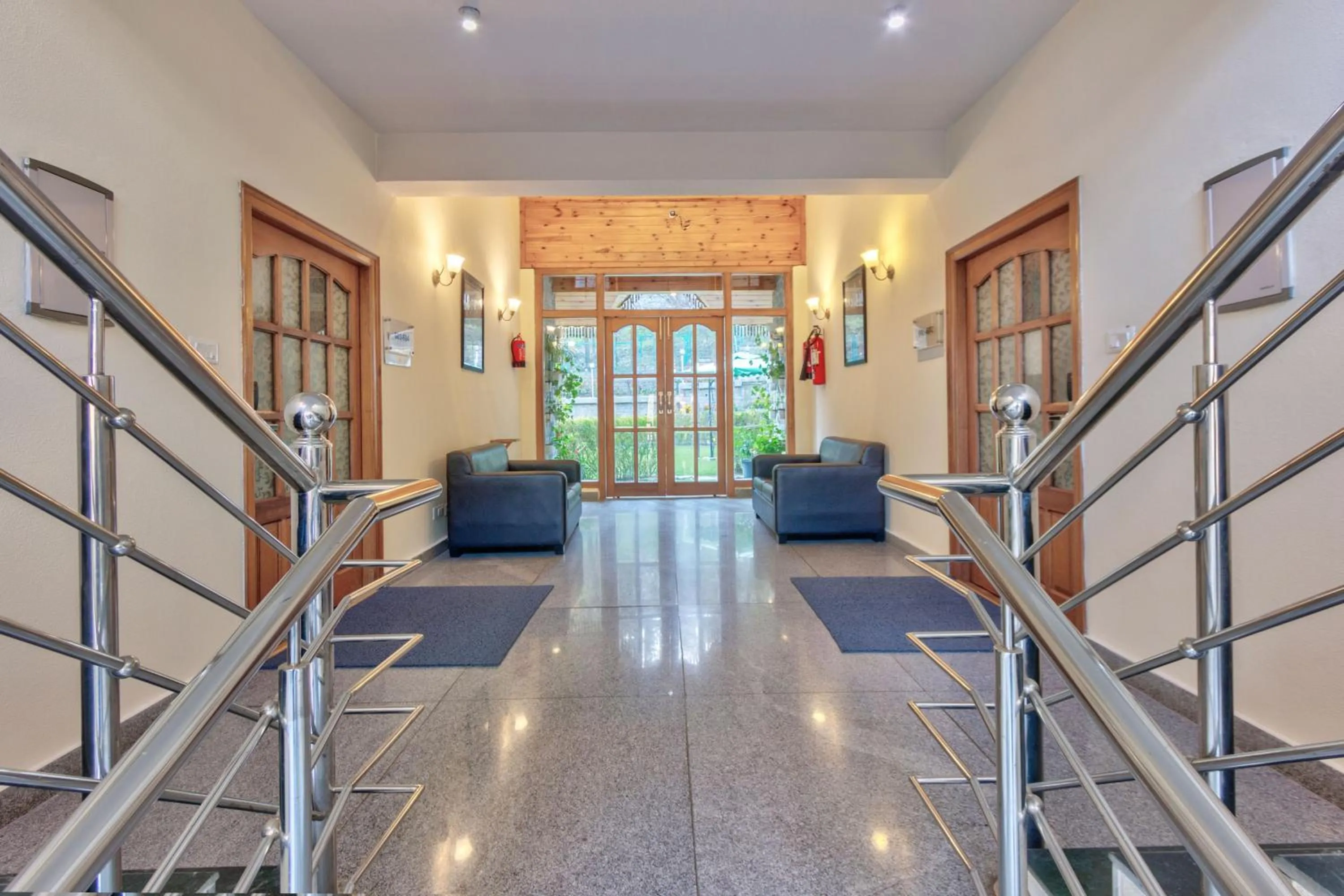 Bed in Shingar Regency