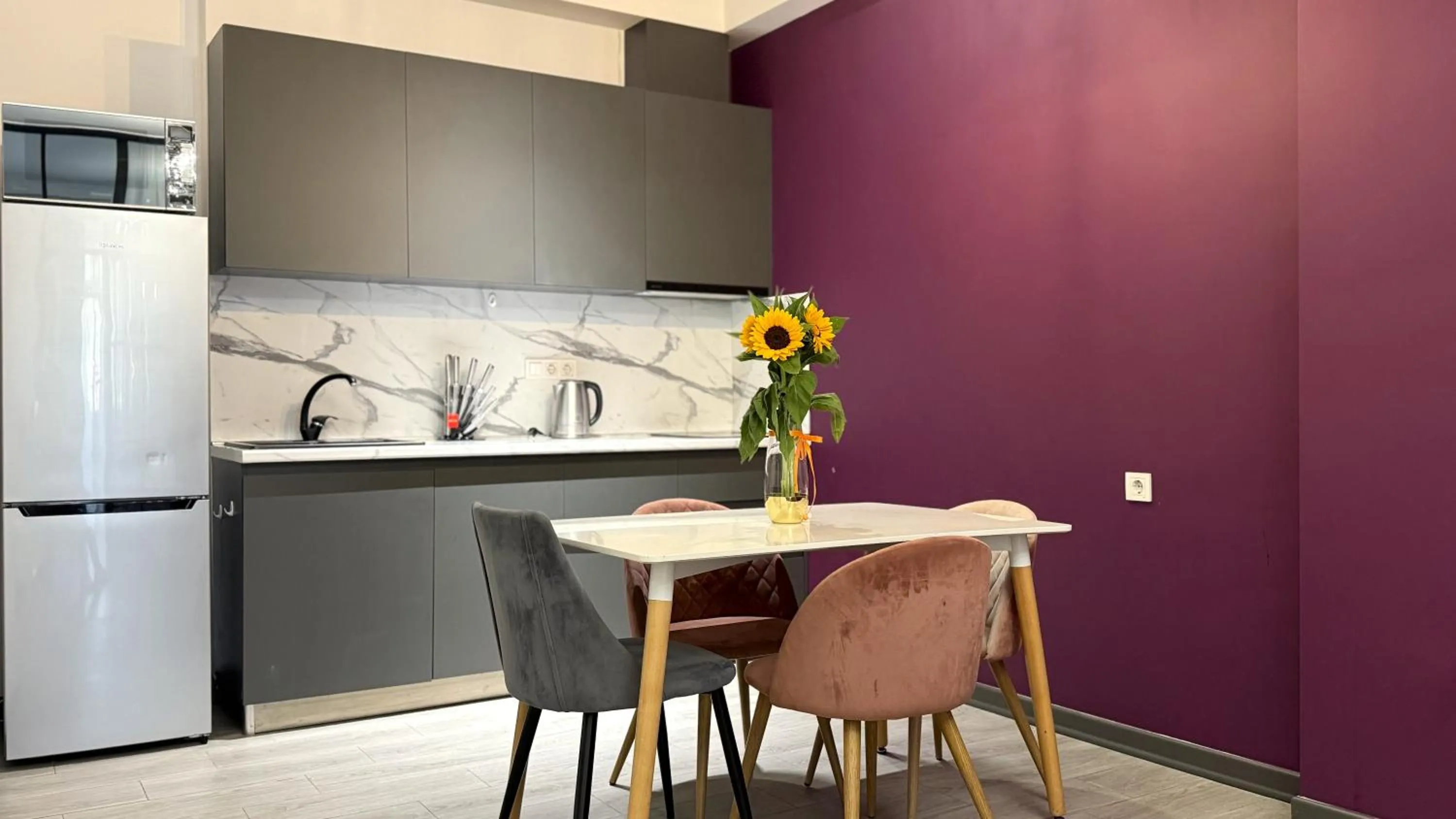 Kitchen or kitchenette in Sweet Home Deluxe Apart-Hotel