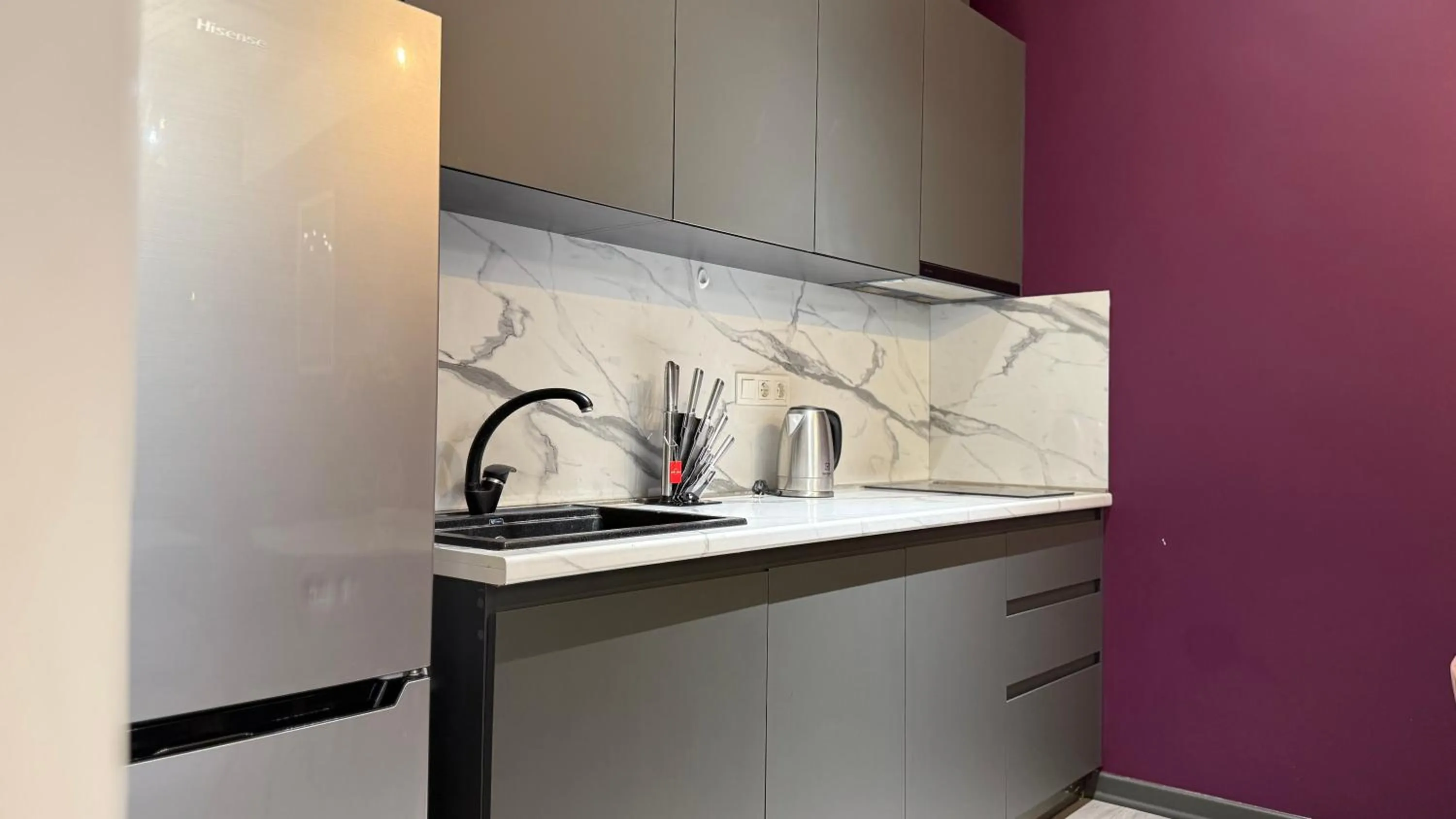 Kitchen or kitchenette in Sweet Home Deluxe Apart-Hotel