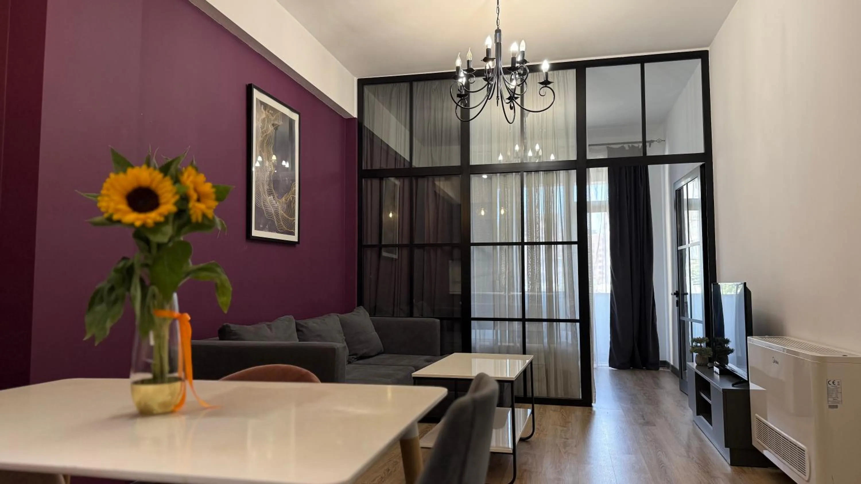 TV and multimedia in Sweet Home Deluxe Apart-Hotel