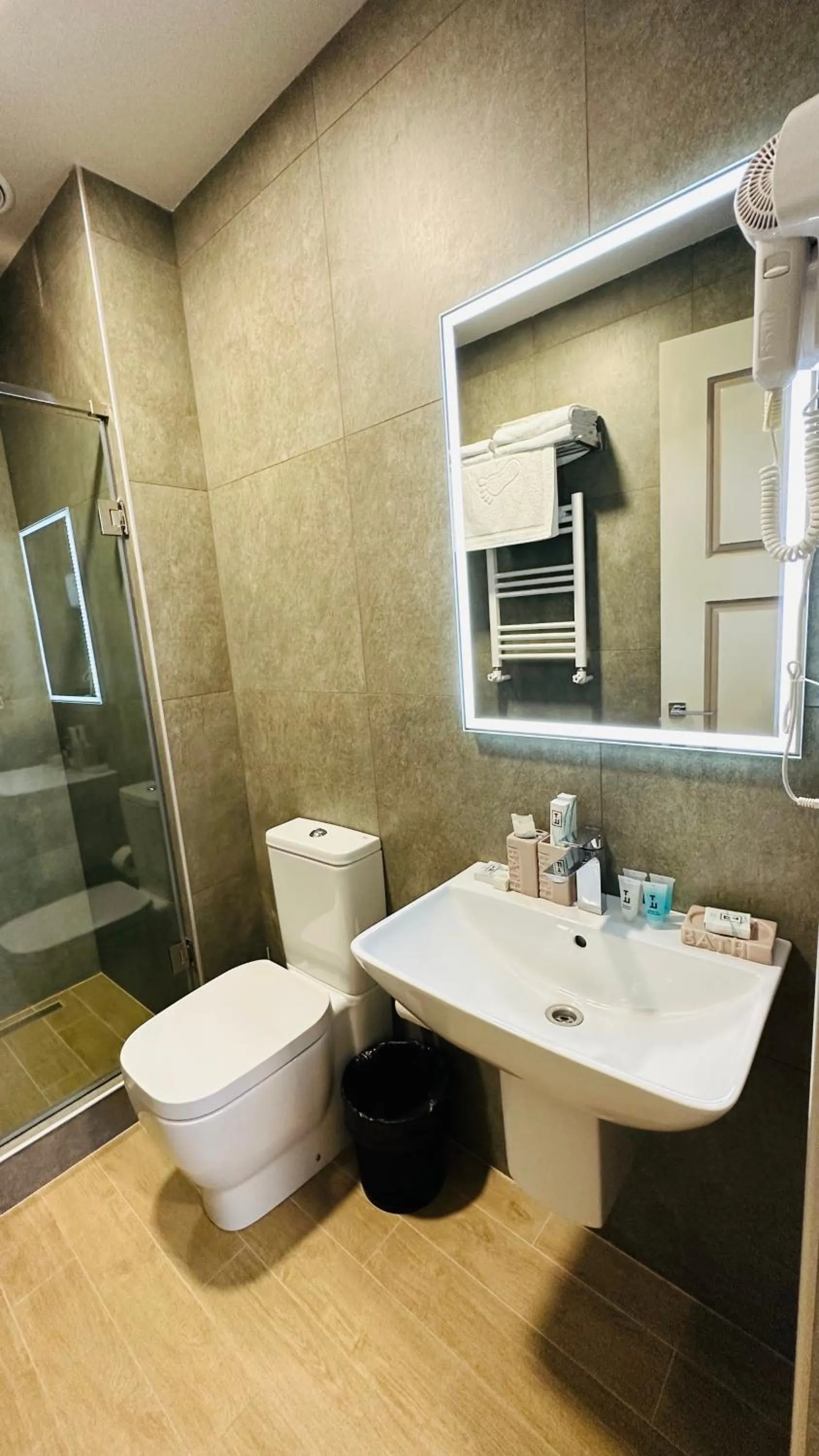 Shower in Marrone Hotel Tsaghkadzor