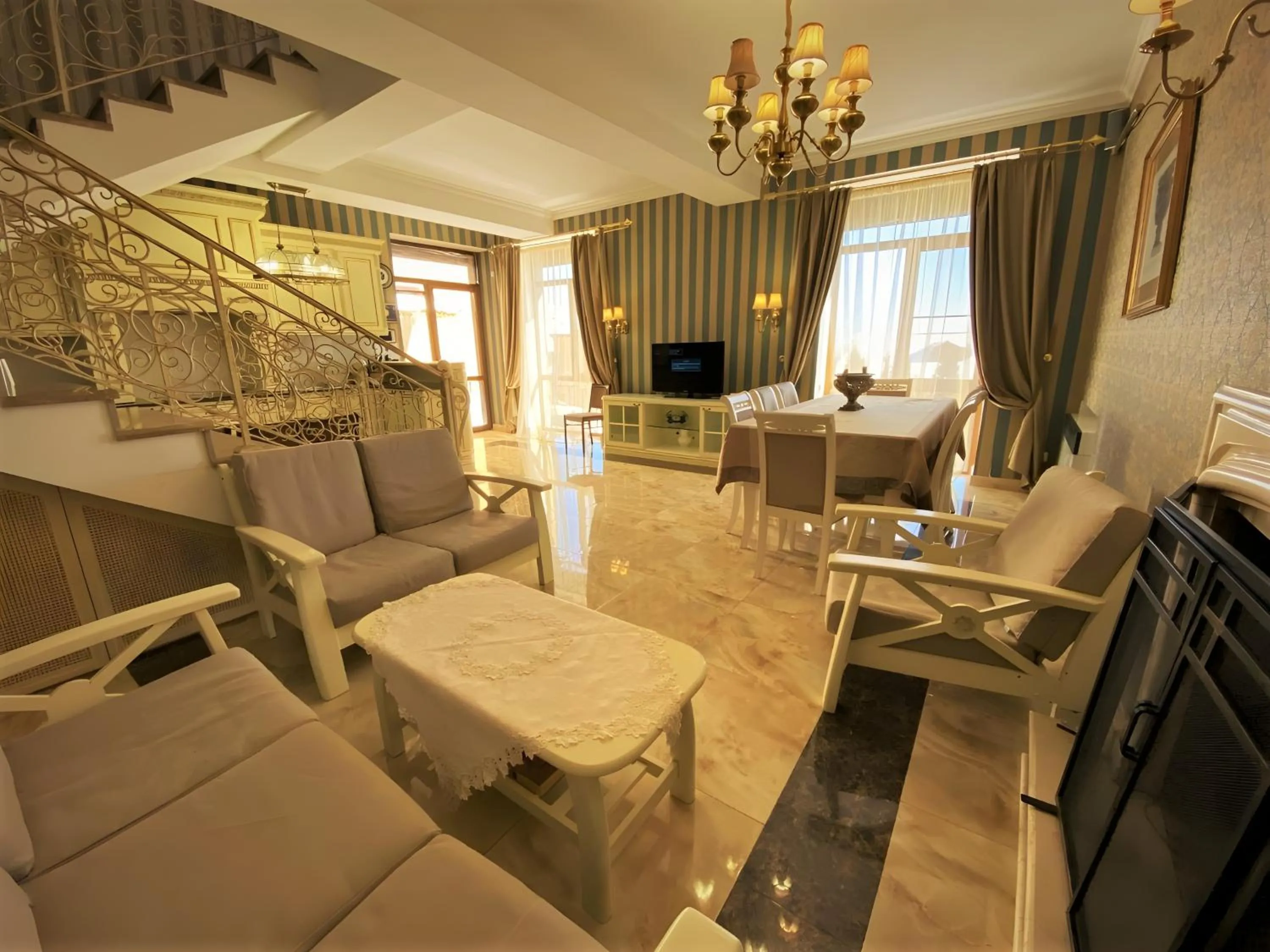 Communal lounge/ TV room in Marrone Hotel Tsaghkadzor