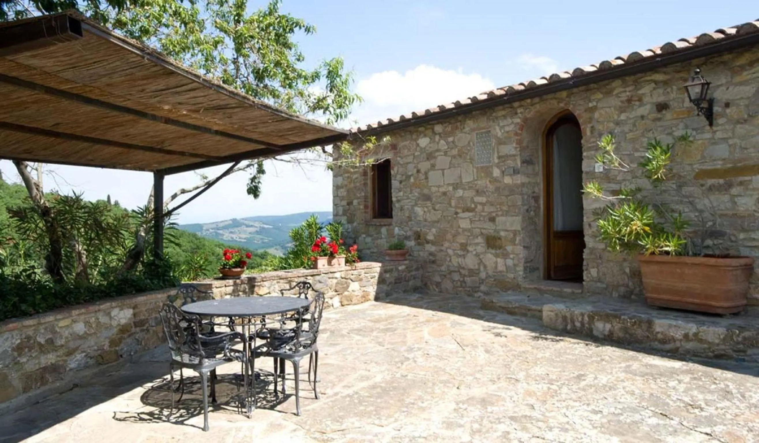 Patio in Le Filigare Wine & Country Relais