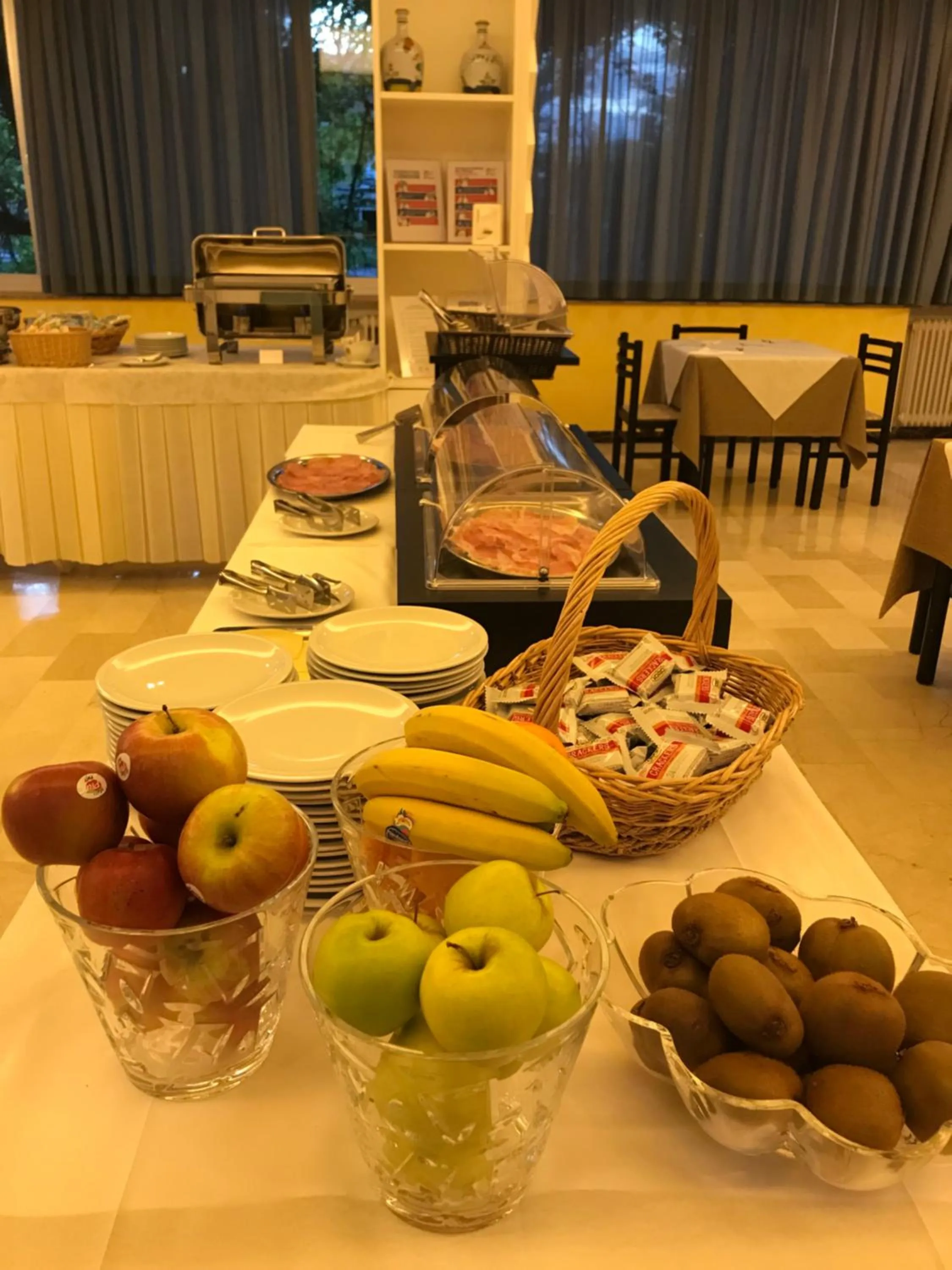 Buffet breakfast in Hotel Senio