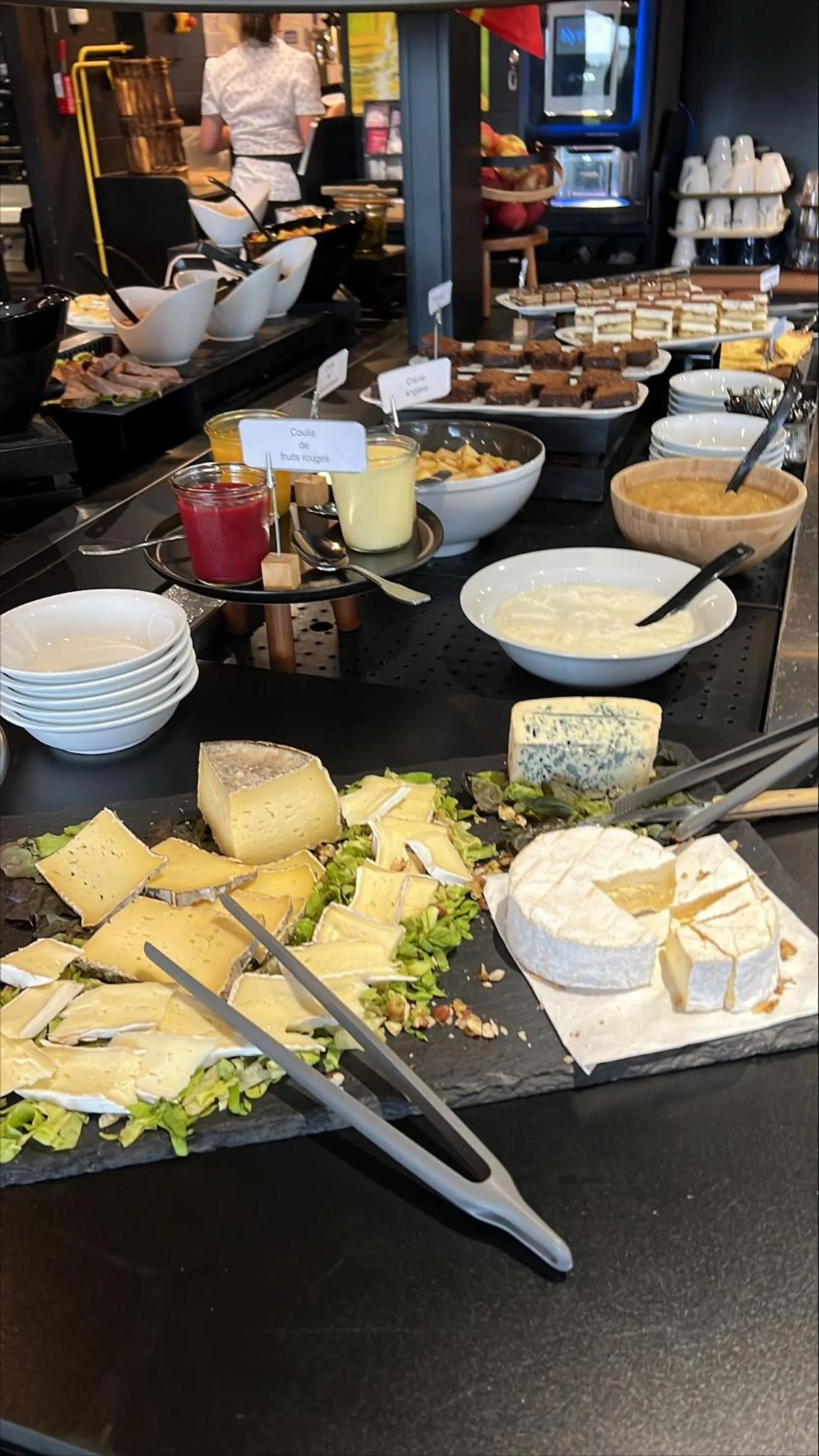 Restaurant/places to eat in The Originals Access, Hôtel Rouen Sud Oissel (P'tit Dej-Hotel)